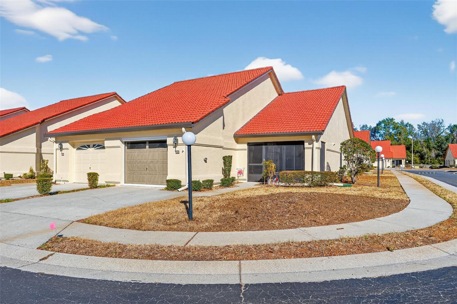 Image 7 of 48 For 2026 Forest Drive