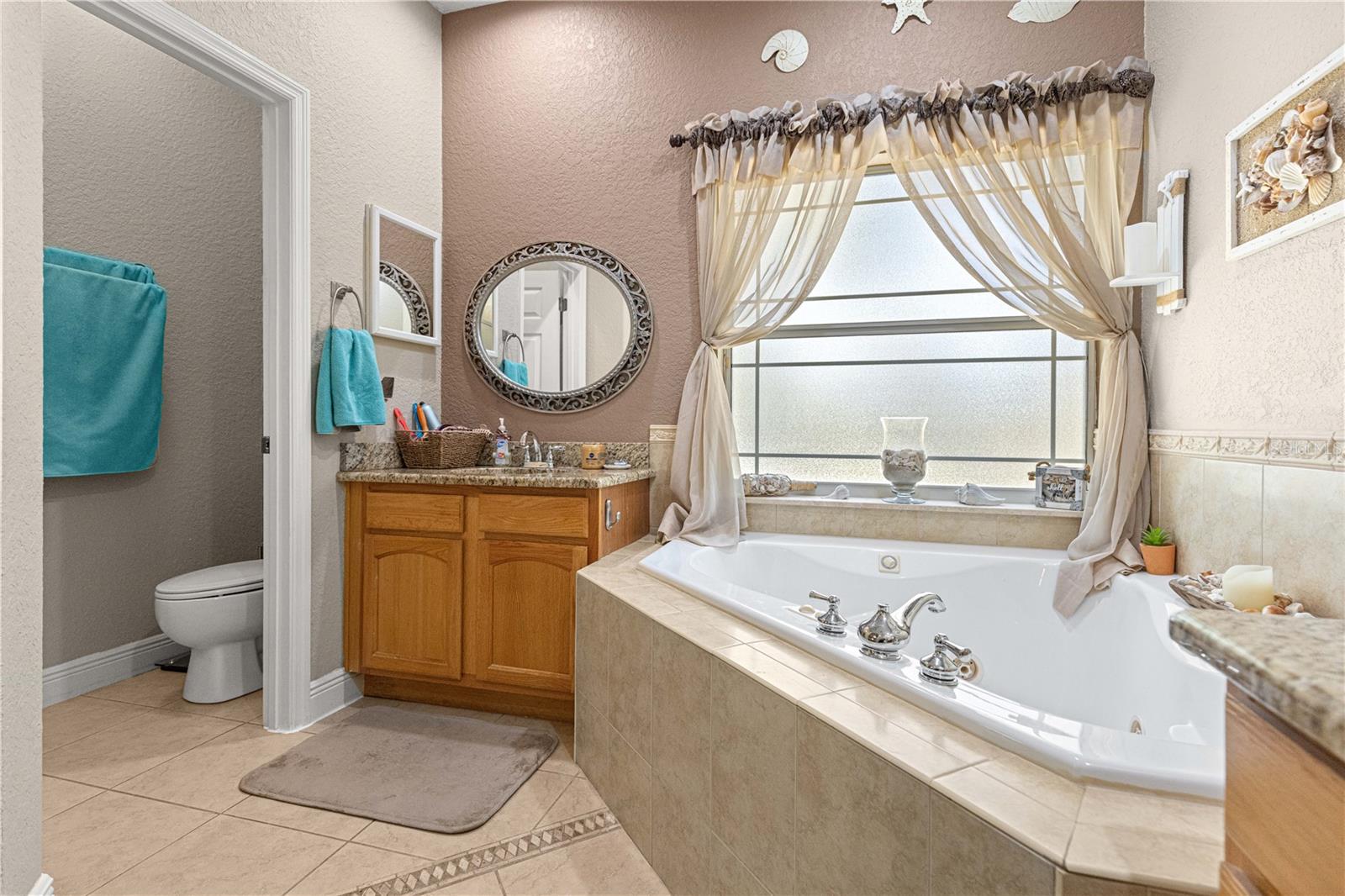 Image 21 of 56 For 10100 Wayland Avenue