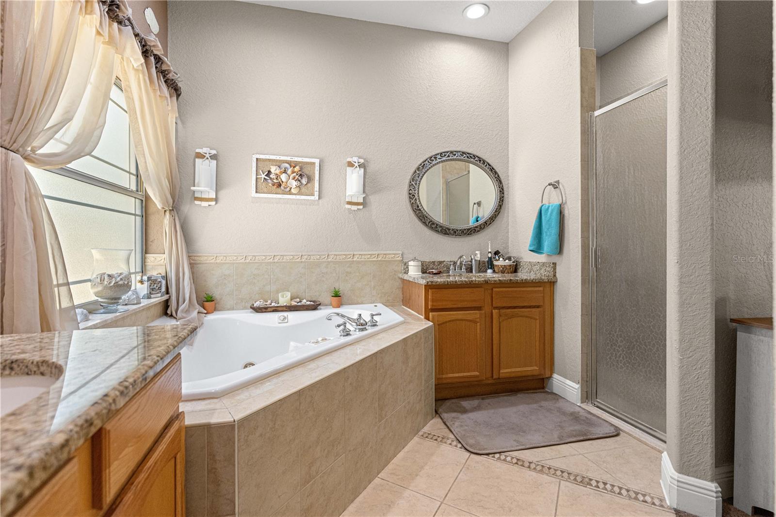 Image 22 of 56 For 10100 Wayland Avenue