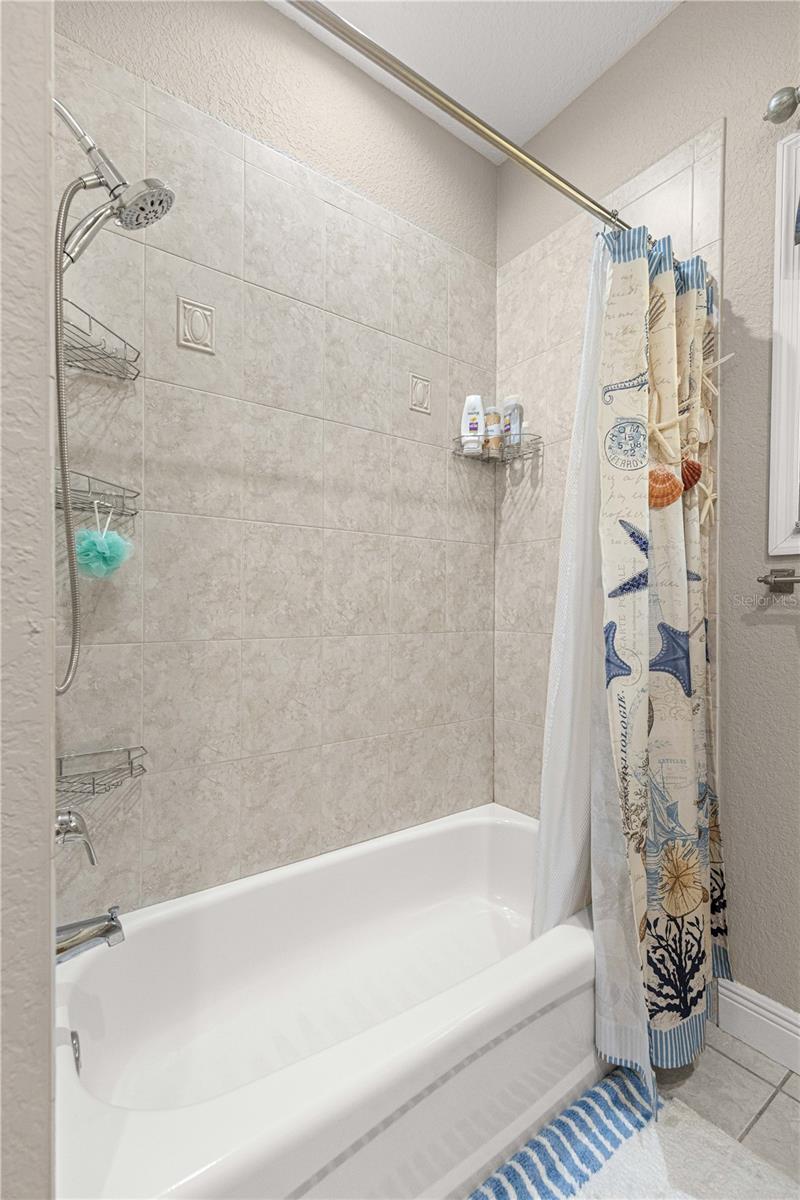 Image 25 of 56 For 10100 Wayland Avenue