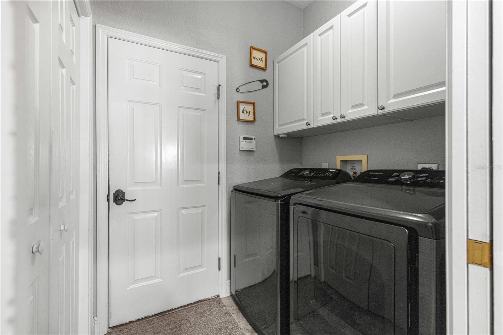 Image 28 of 56 For 10100 Wayland Avenue