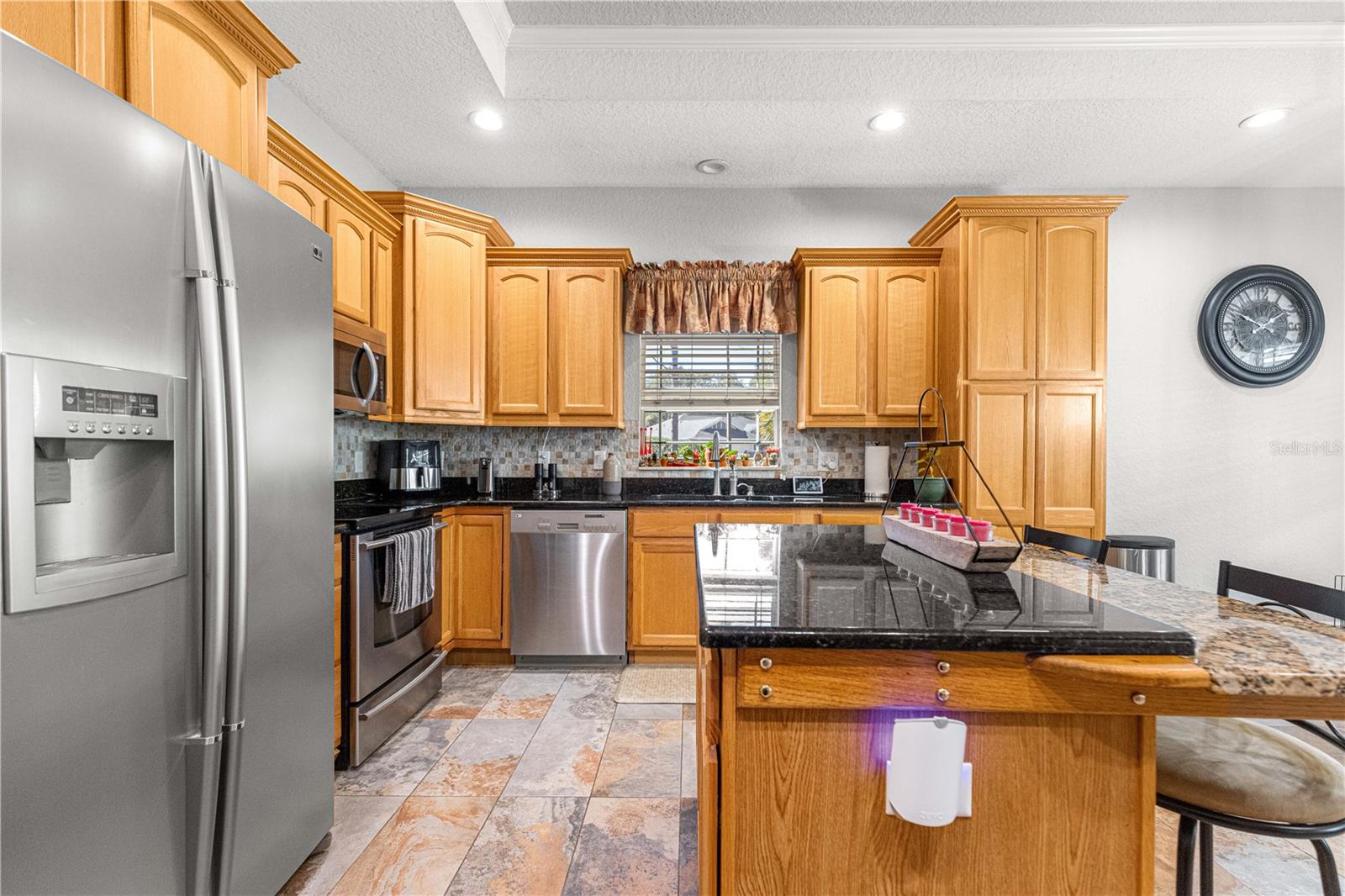 Image 9 of 56 For 10100 Wayland Avenue