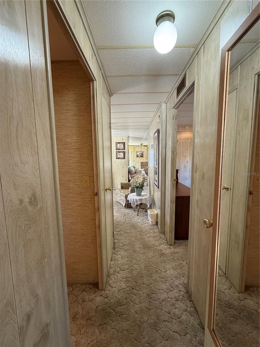 Image 23 of 40 For 564 San Anna