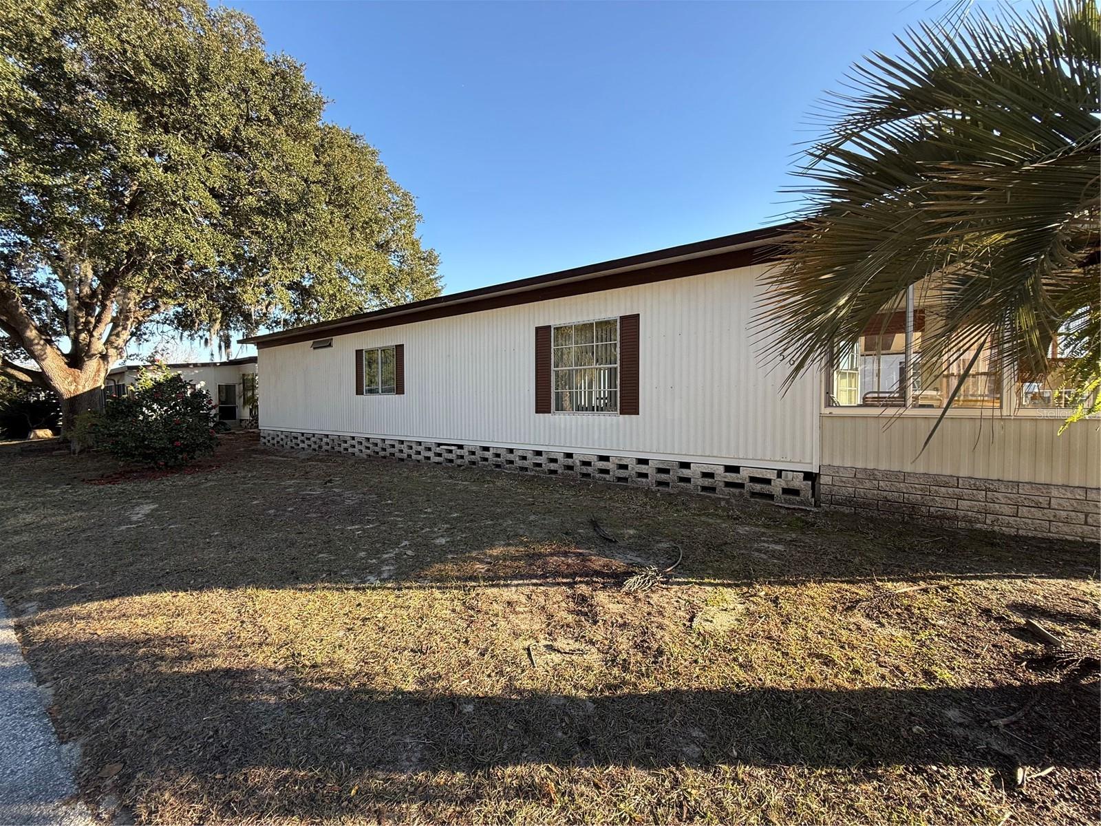 Image 35 of 40 For 564 San Anna