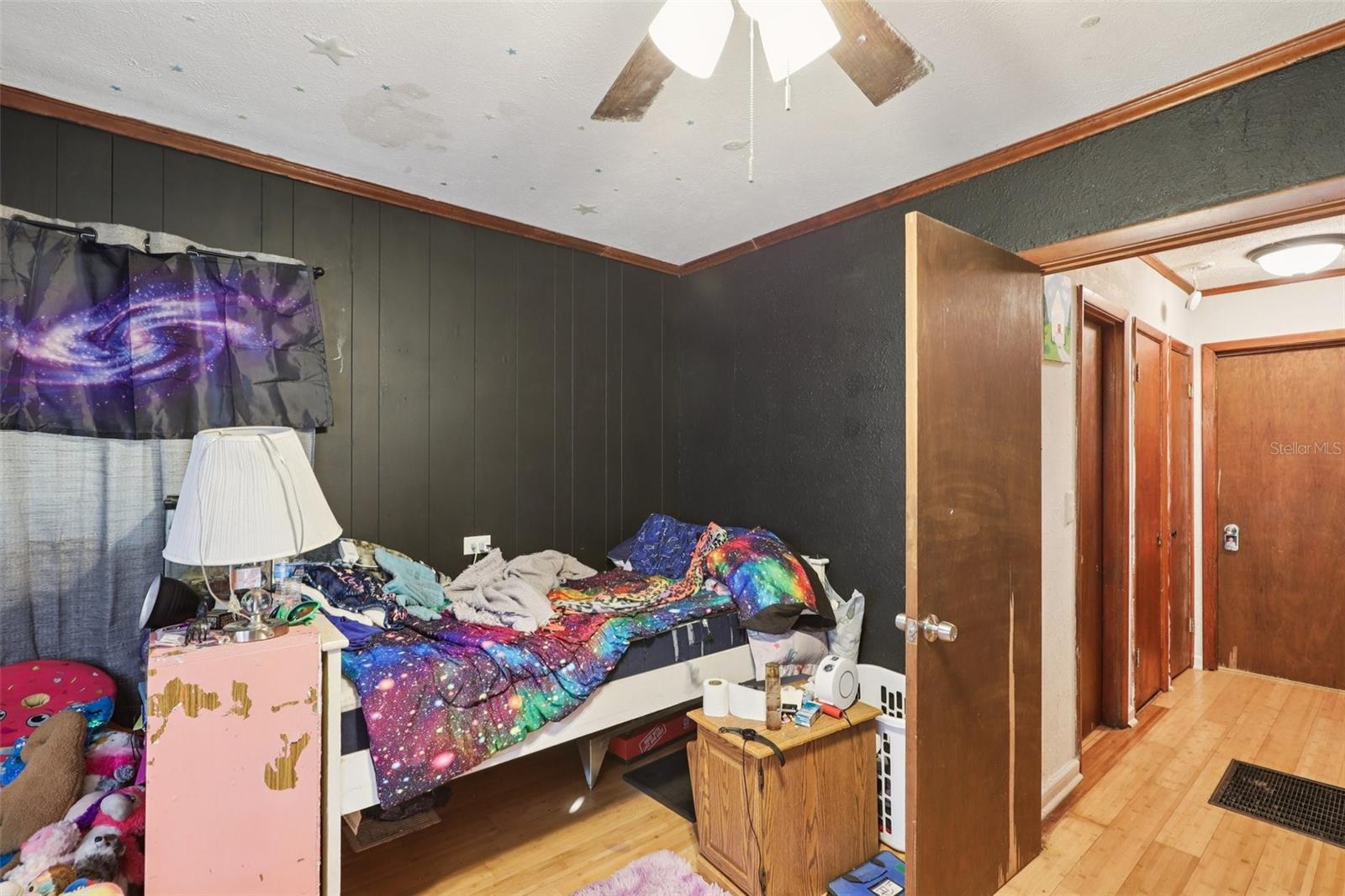 Image 13 of 30 For 547 58th Street