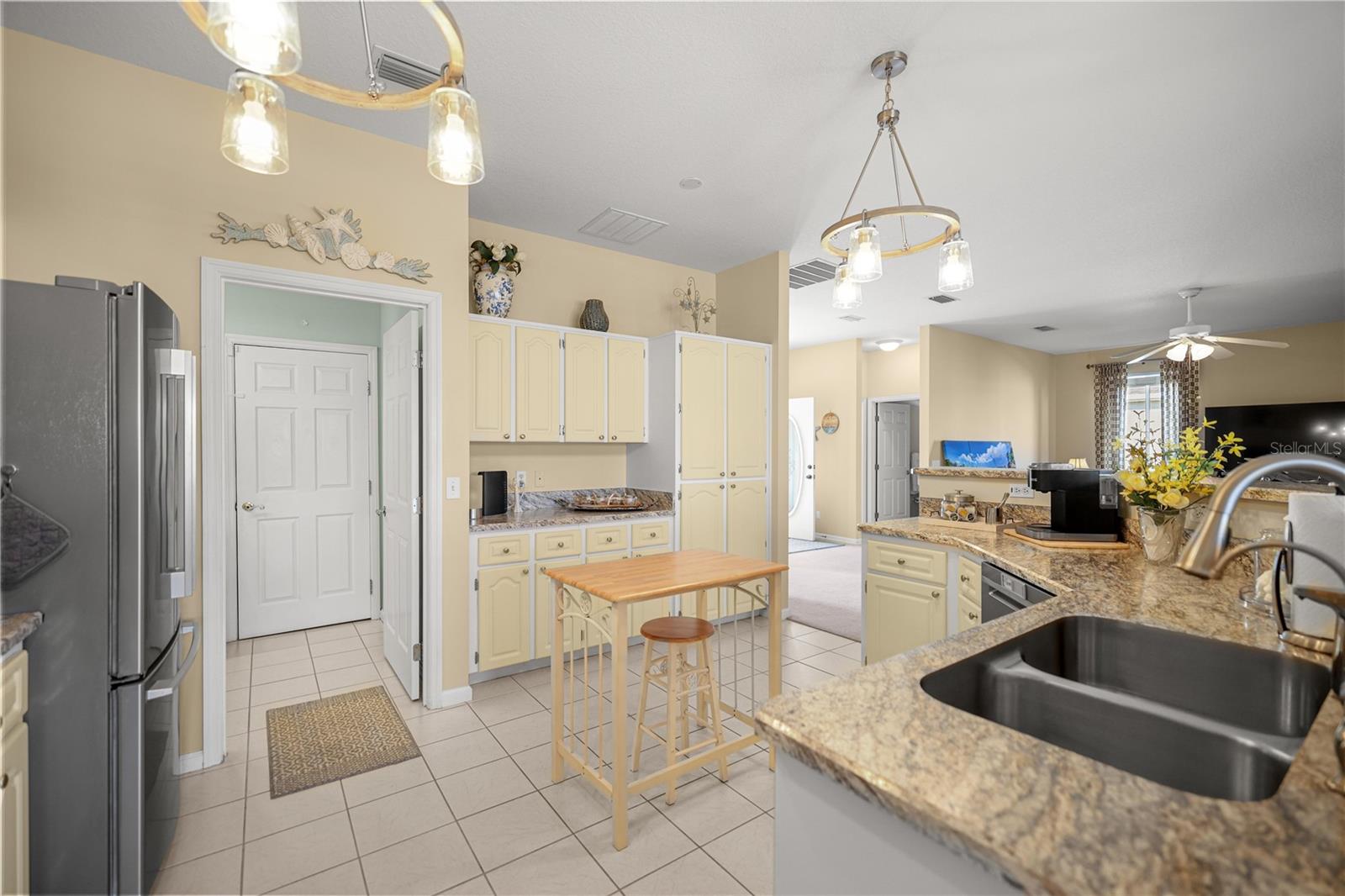 Image 19 of 40 For 2239 51st Terrace