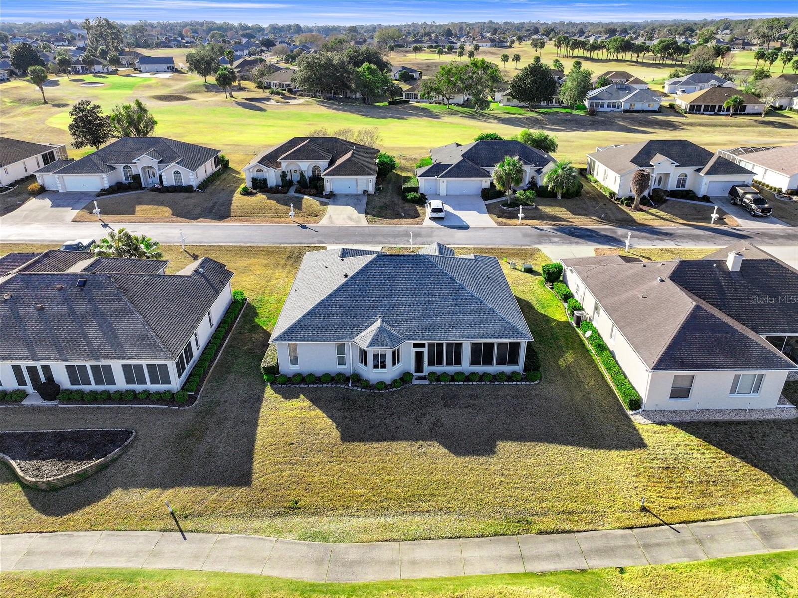 Image 33 of 40 For 2239 51st Terrace