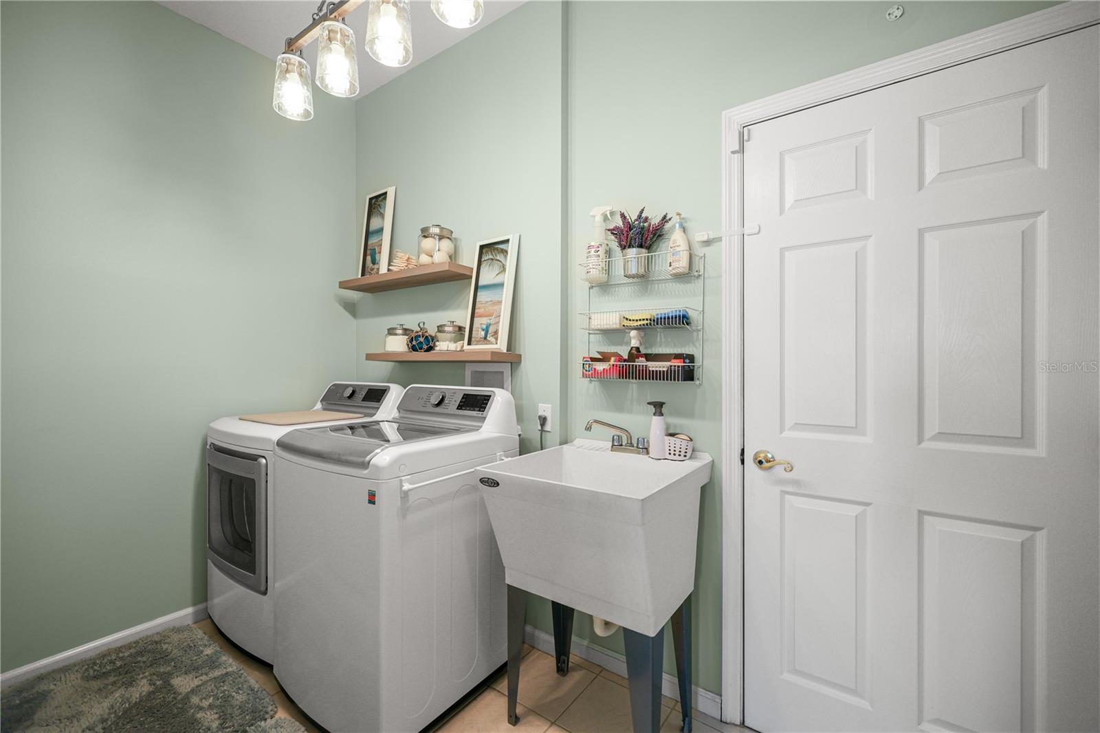 Image 9 of 40 For 2239 51st Terrace