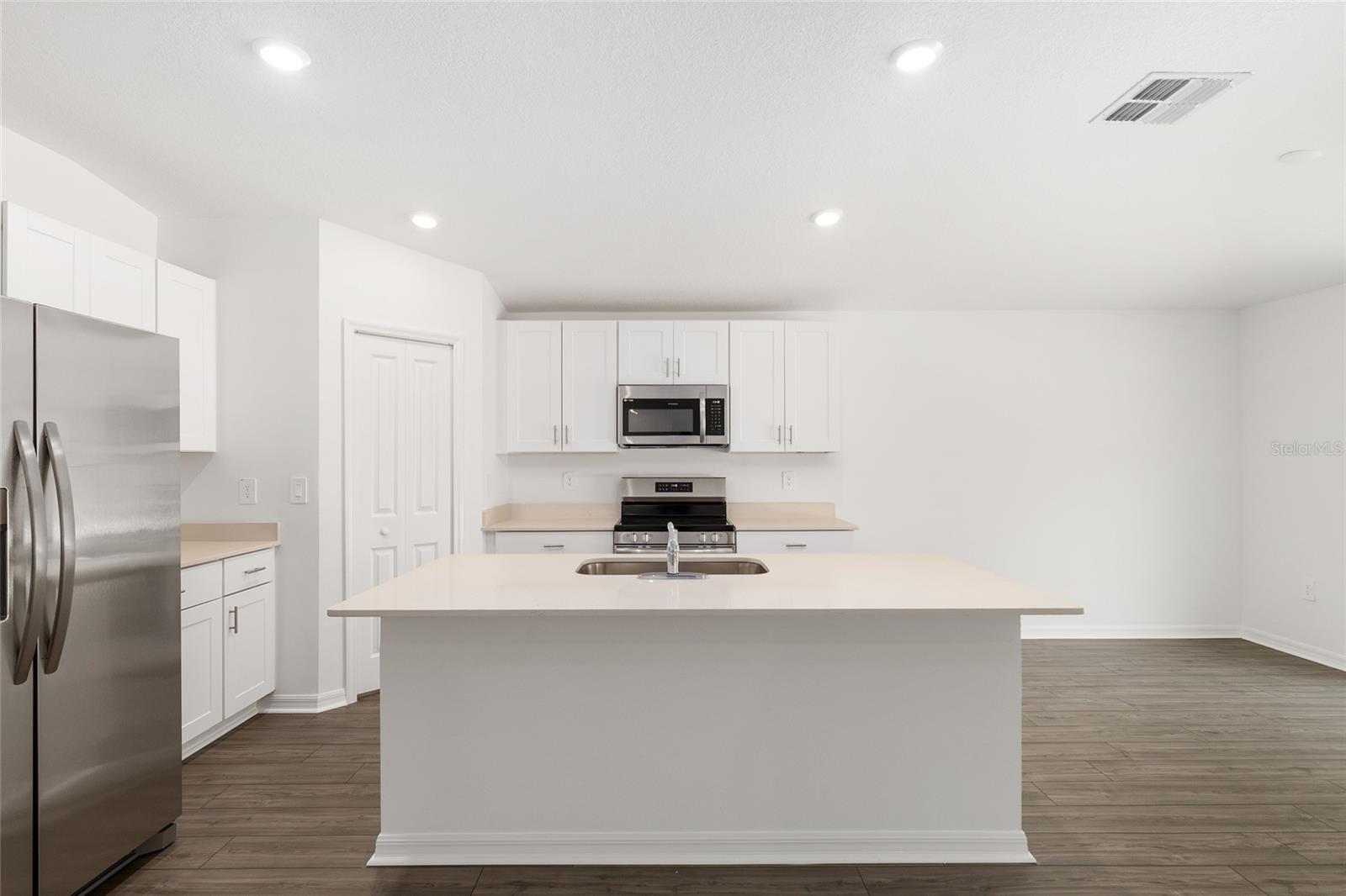 Image 14 of 54 For 1256 48th Terrace