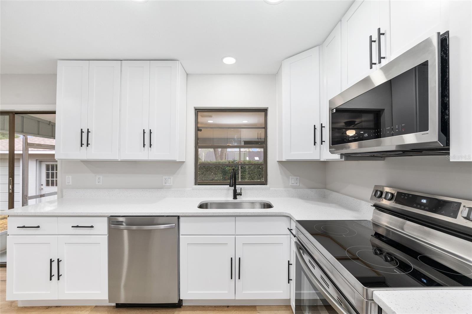 Image 18 of 45 For 320 41st Avenue