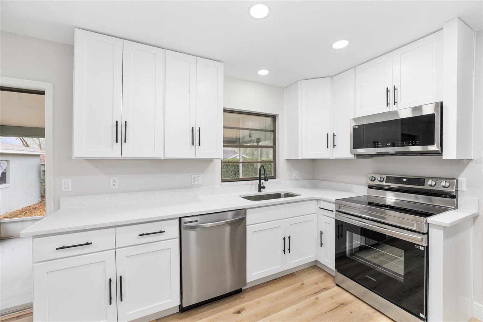 Image 19 of 45 For 320 41st Avenue