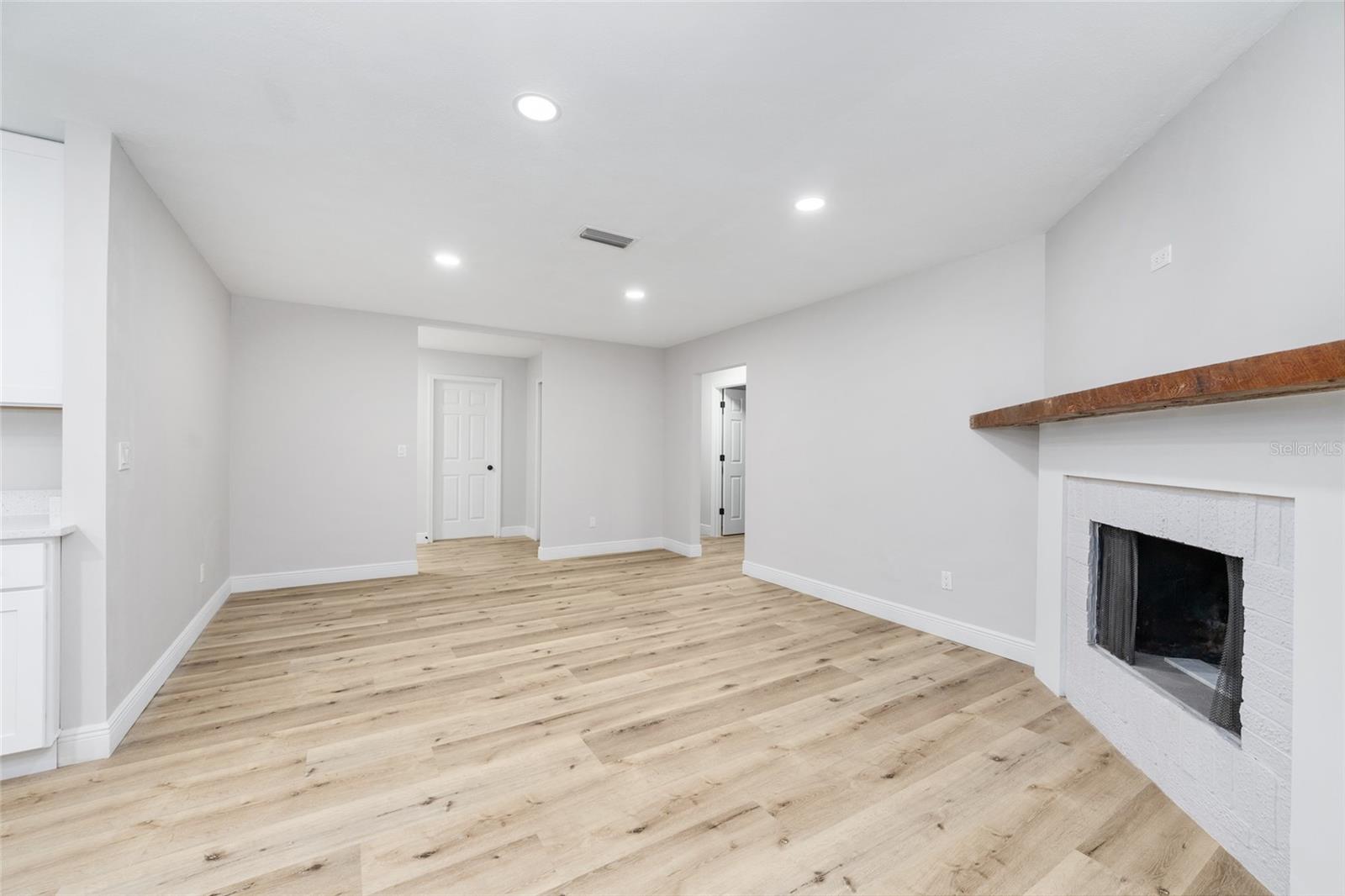 Image 21 of 45 For 320 41st Avenue