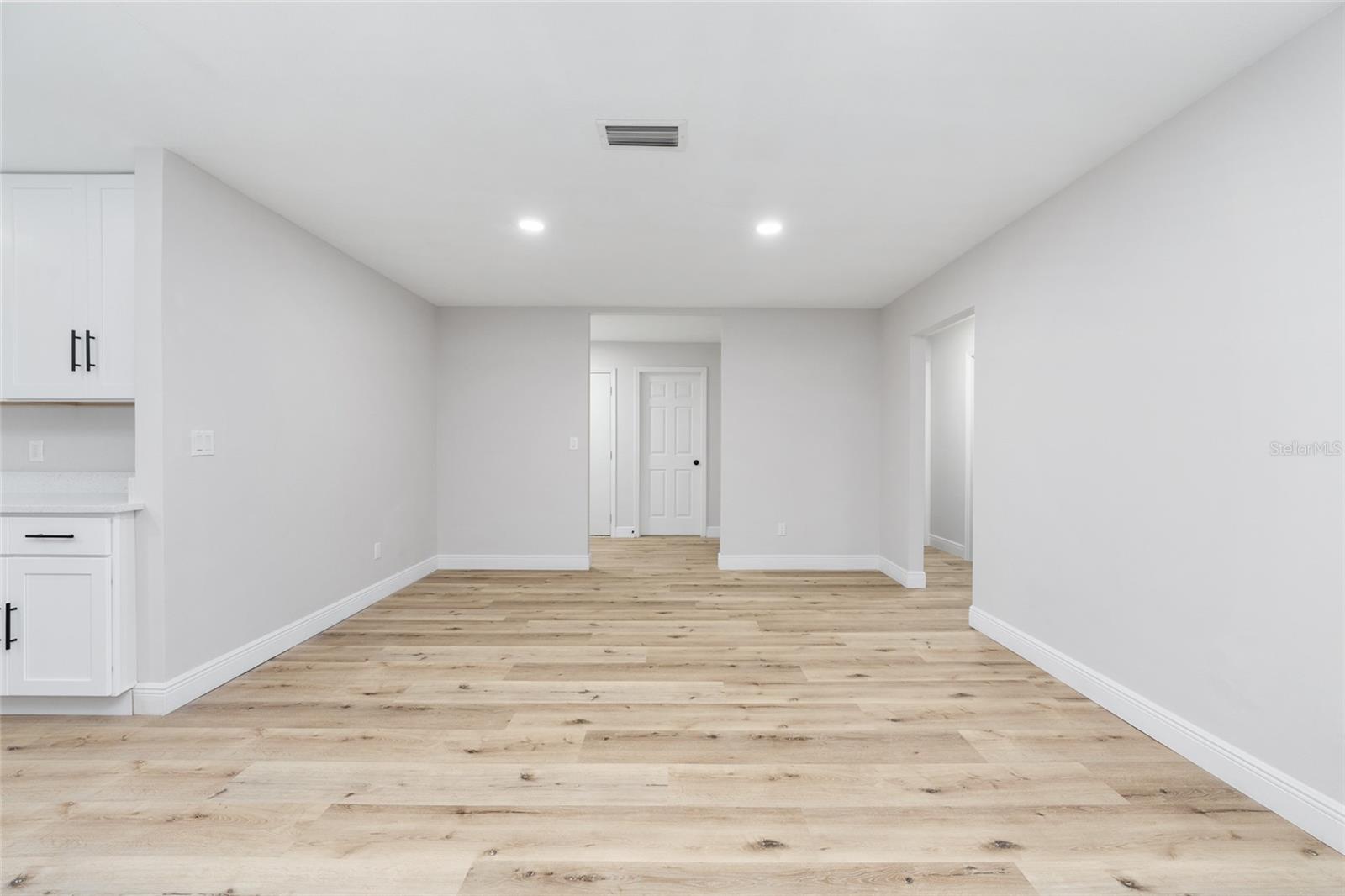 Image 22 of 45 For 320 41st Avenue