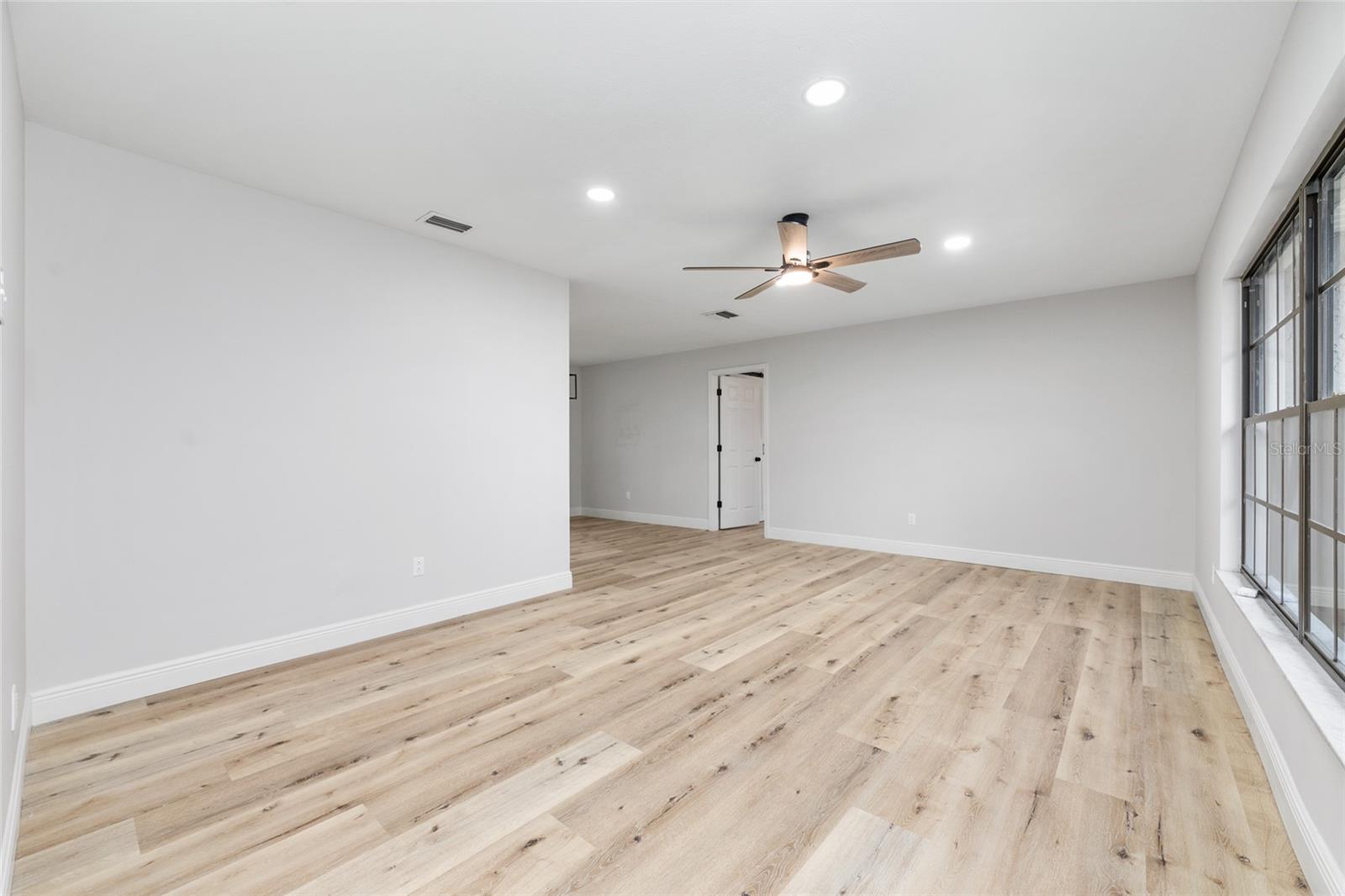 Image 7 of 45 For 320 41st Avenue