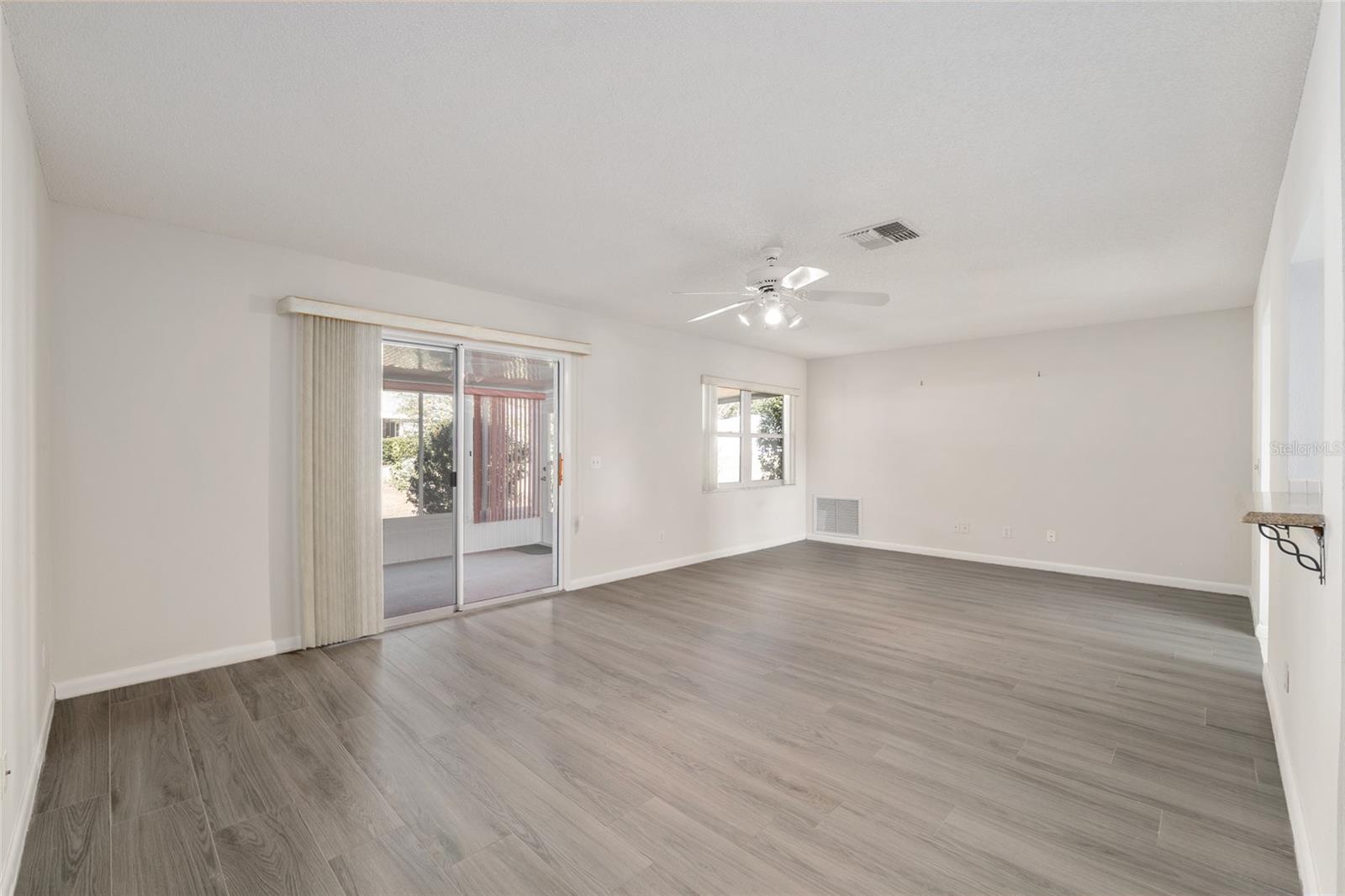 Image 11 of 51 For 9671 97th Street