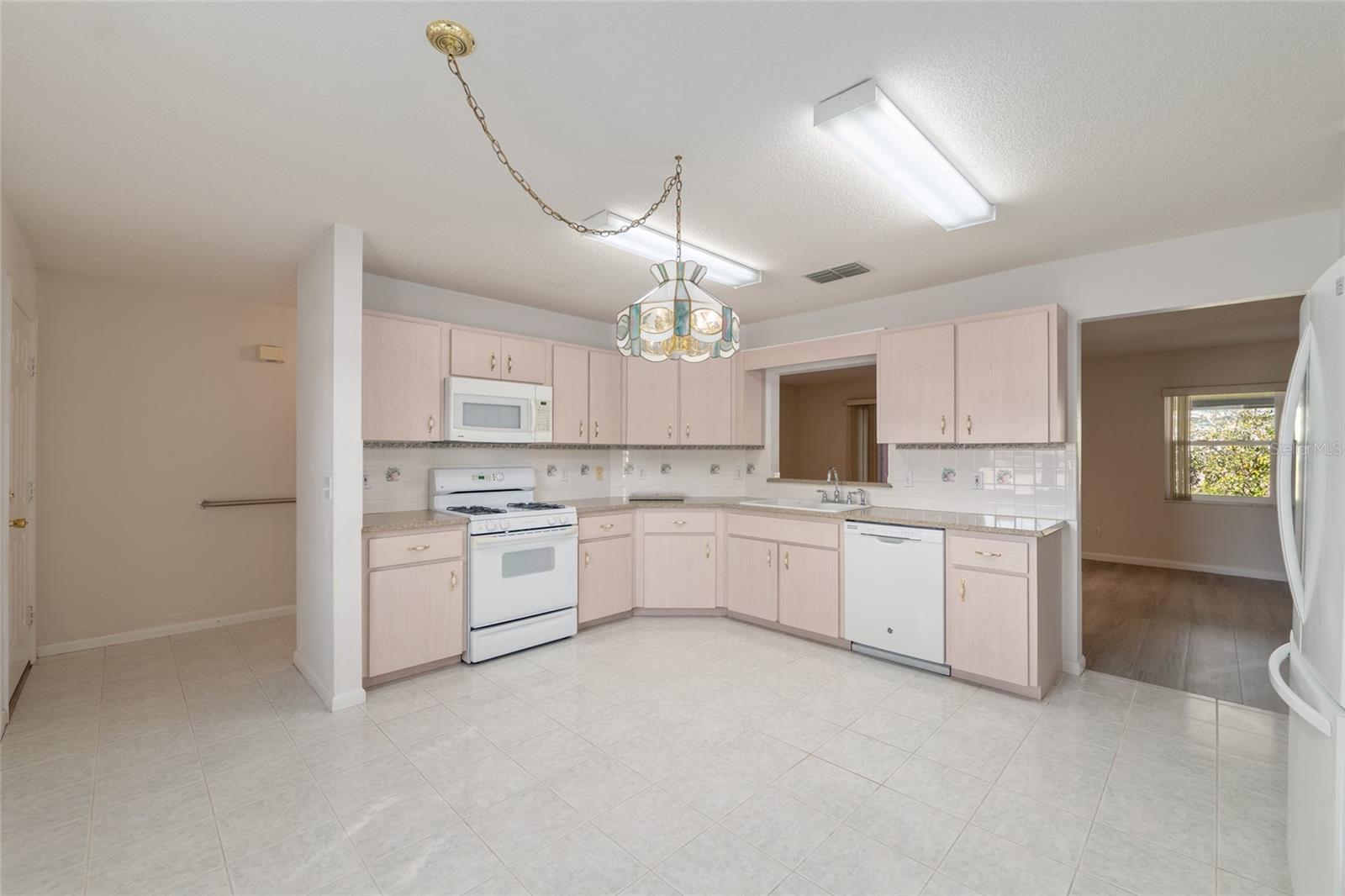 Image 25 of 51 For 9671 97th Street