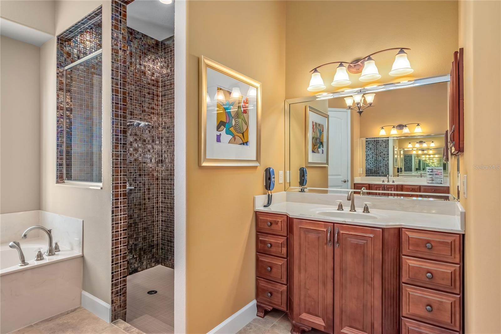 Image 20 of 76 For 12610 Gainesville Road