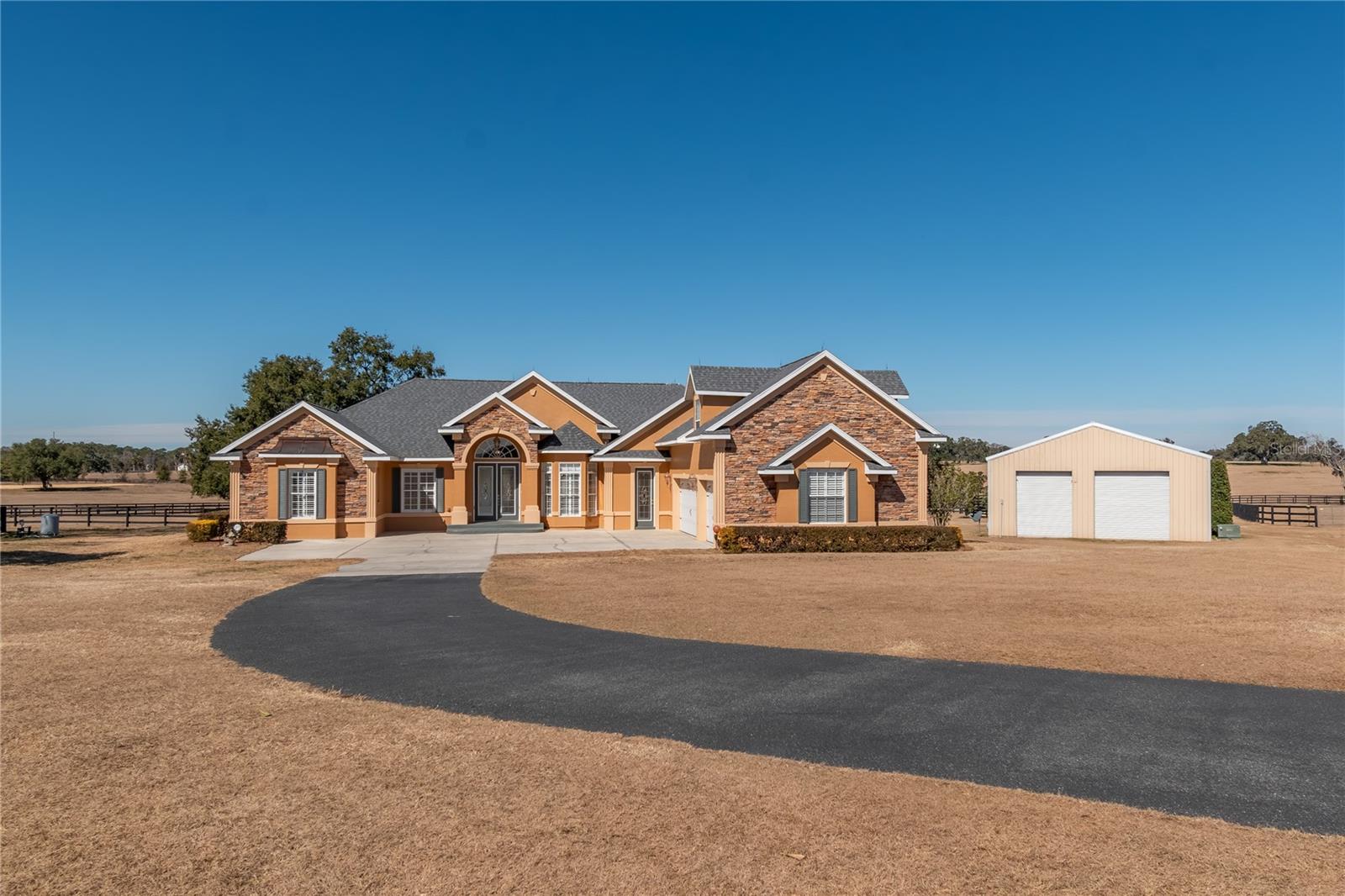 Image 7 of 76 For 12610 Gainesville Road