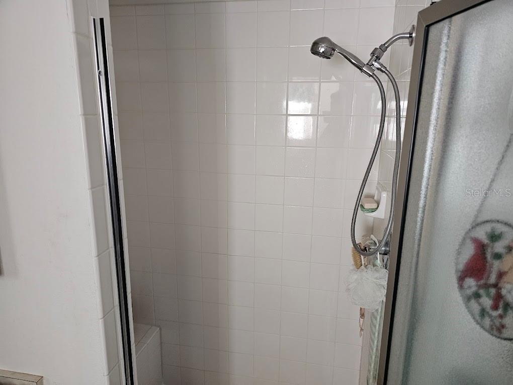 Image 12 of 27 For 8072 175th Columbia Place