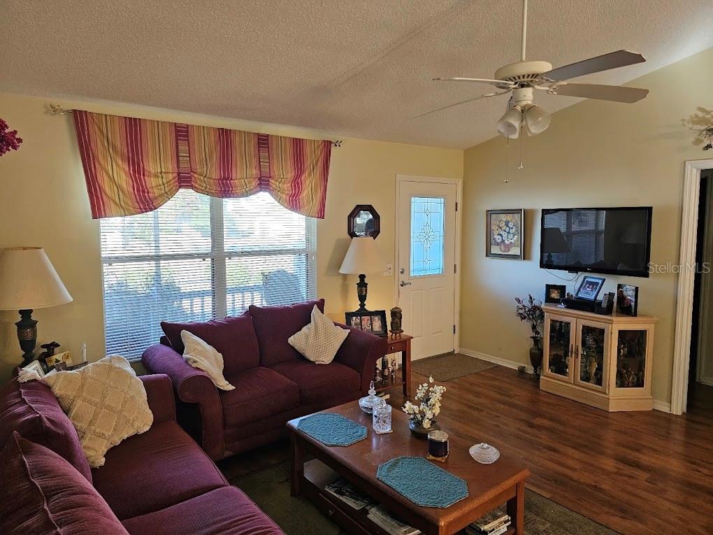 Image 4 of 27 For 8072 175th Columbia Place