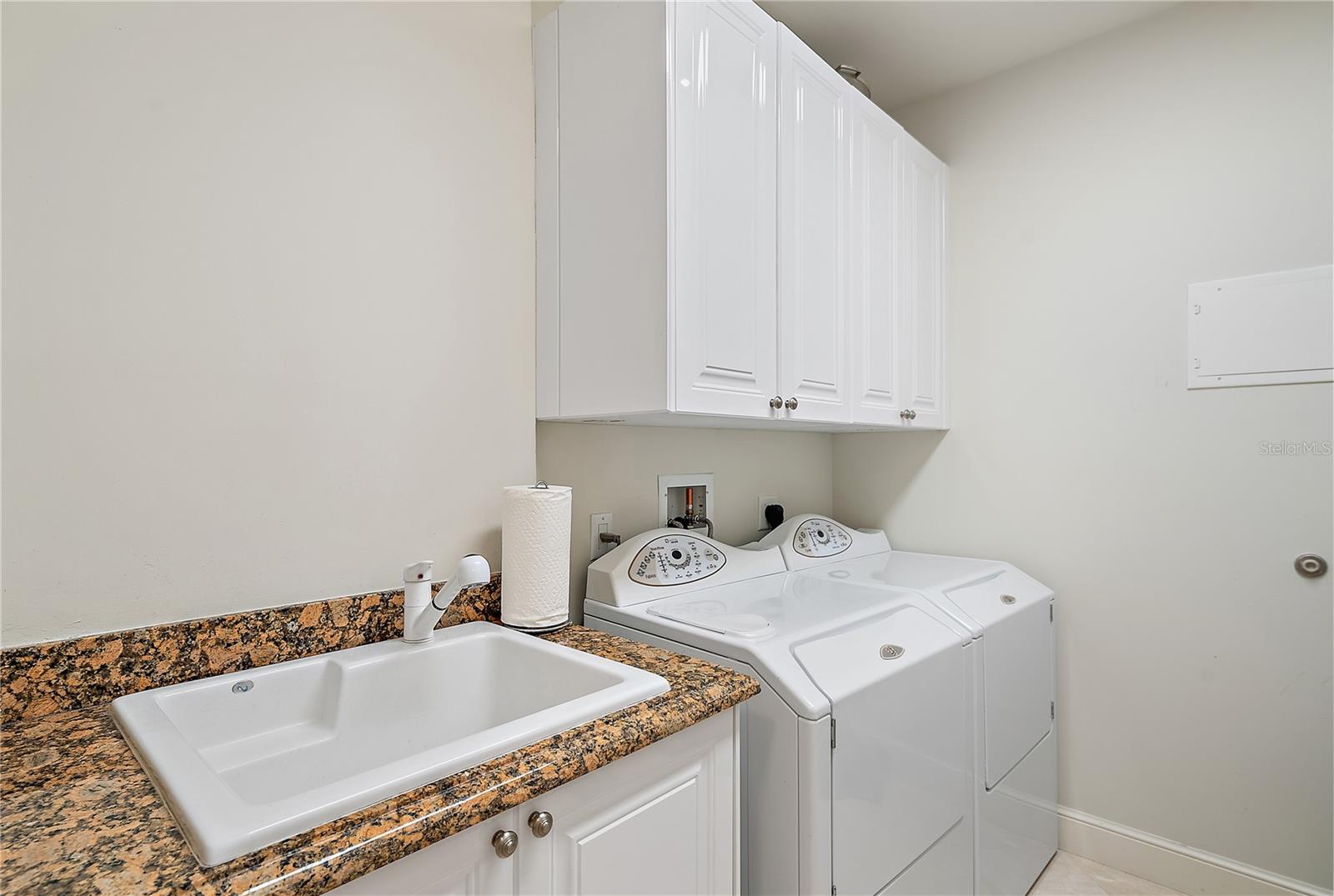 Listing photo id 27 for Address Not Provided