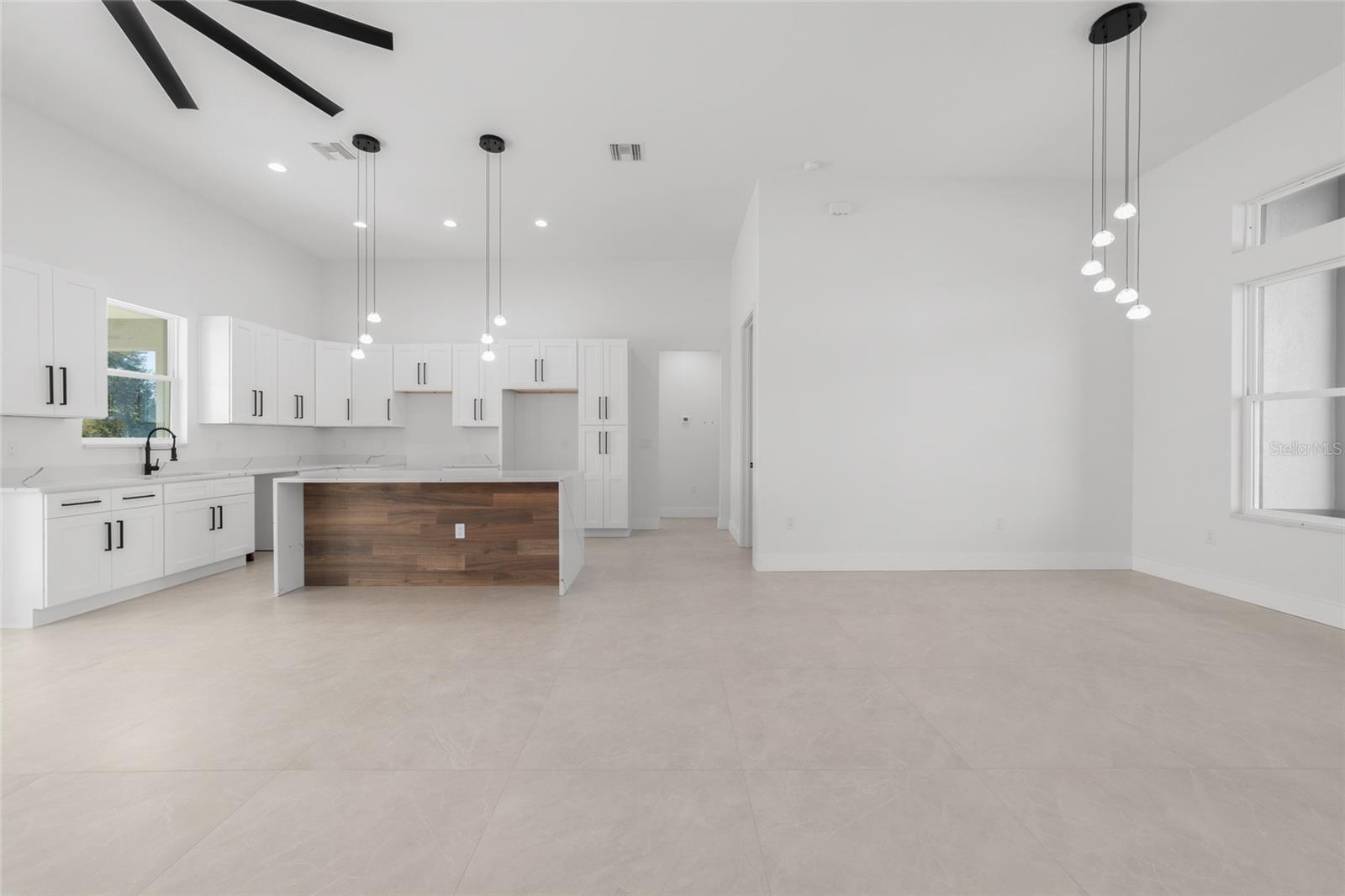 Image 16 of 55 For 9580 44th Avenue