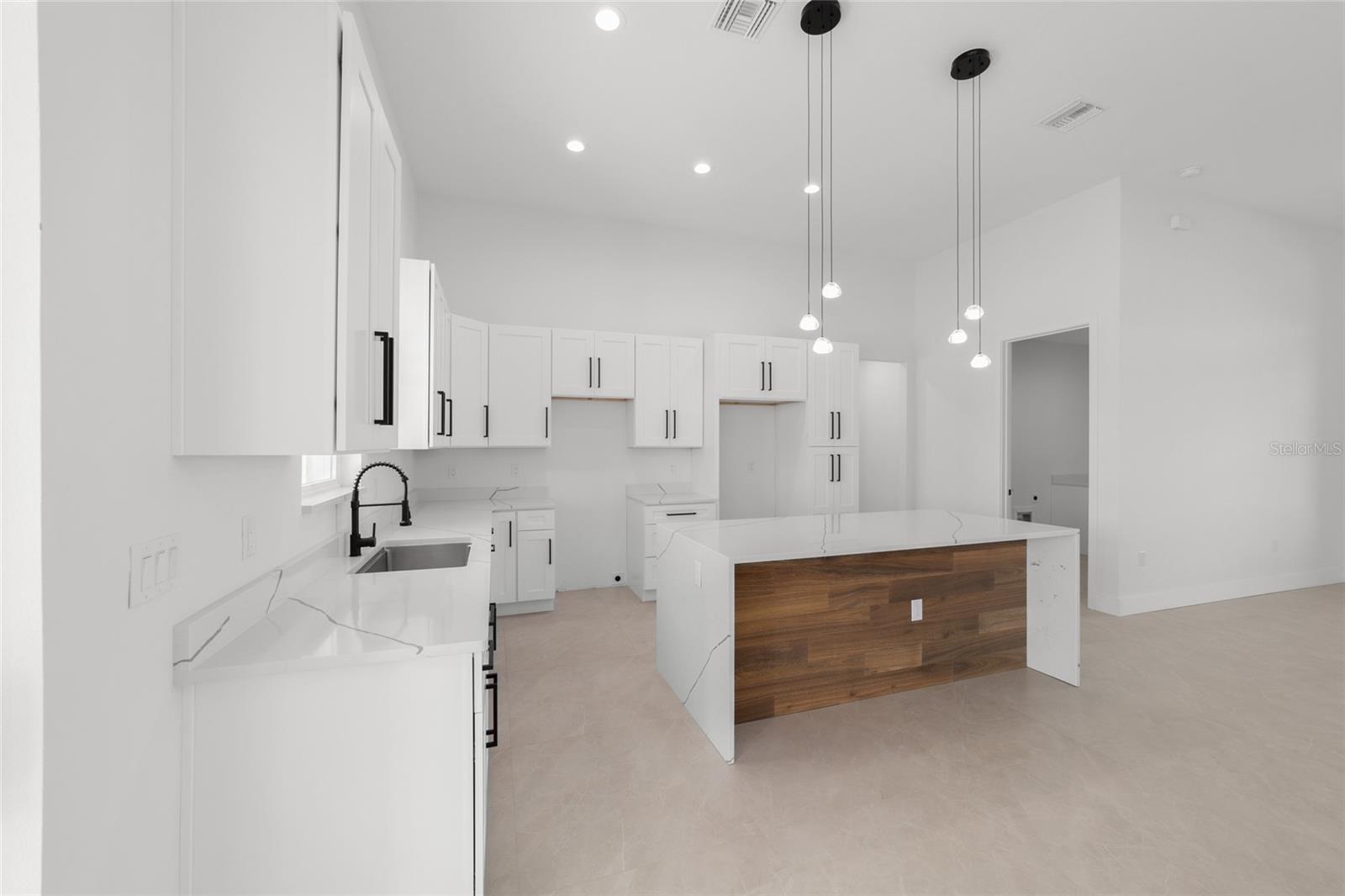 Image 22 of 55 For 9580 44th Avenue