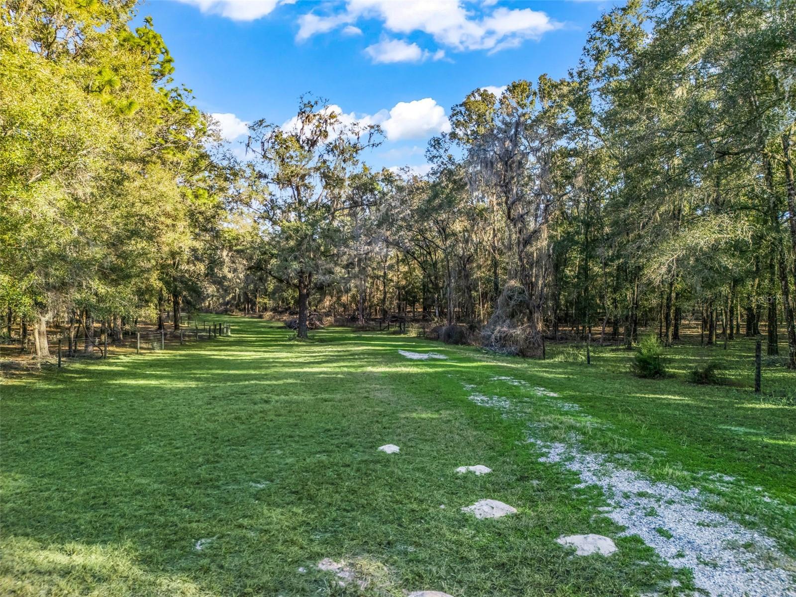 Image 5 of 17 For 0 165th Avenue