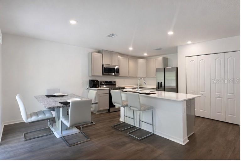 Image 10 of 21 For 8847 Pitcairn Way