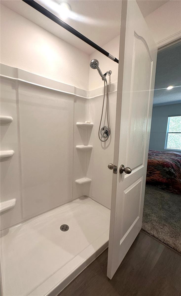 Image 17 of 21 For 8847 Pitcairn Way