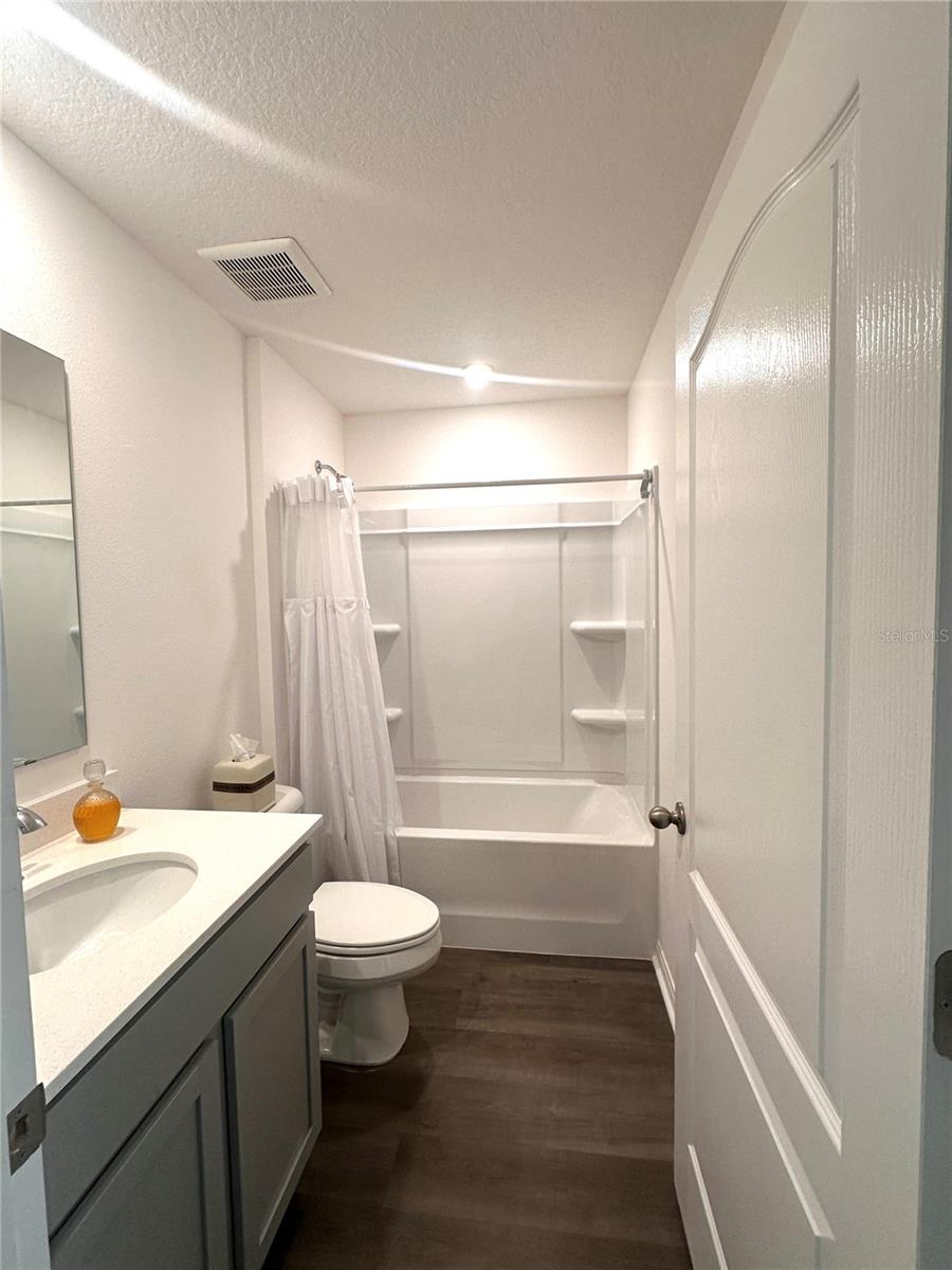 Image 4 of 21 For 8847 Pitcairn Way