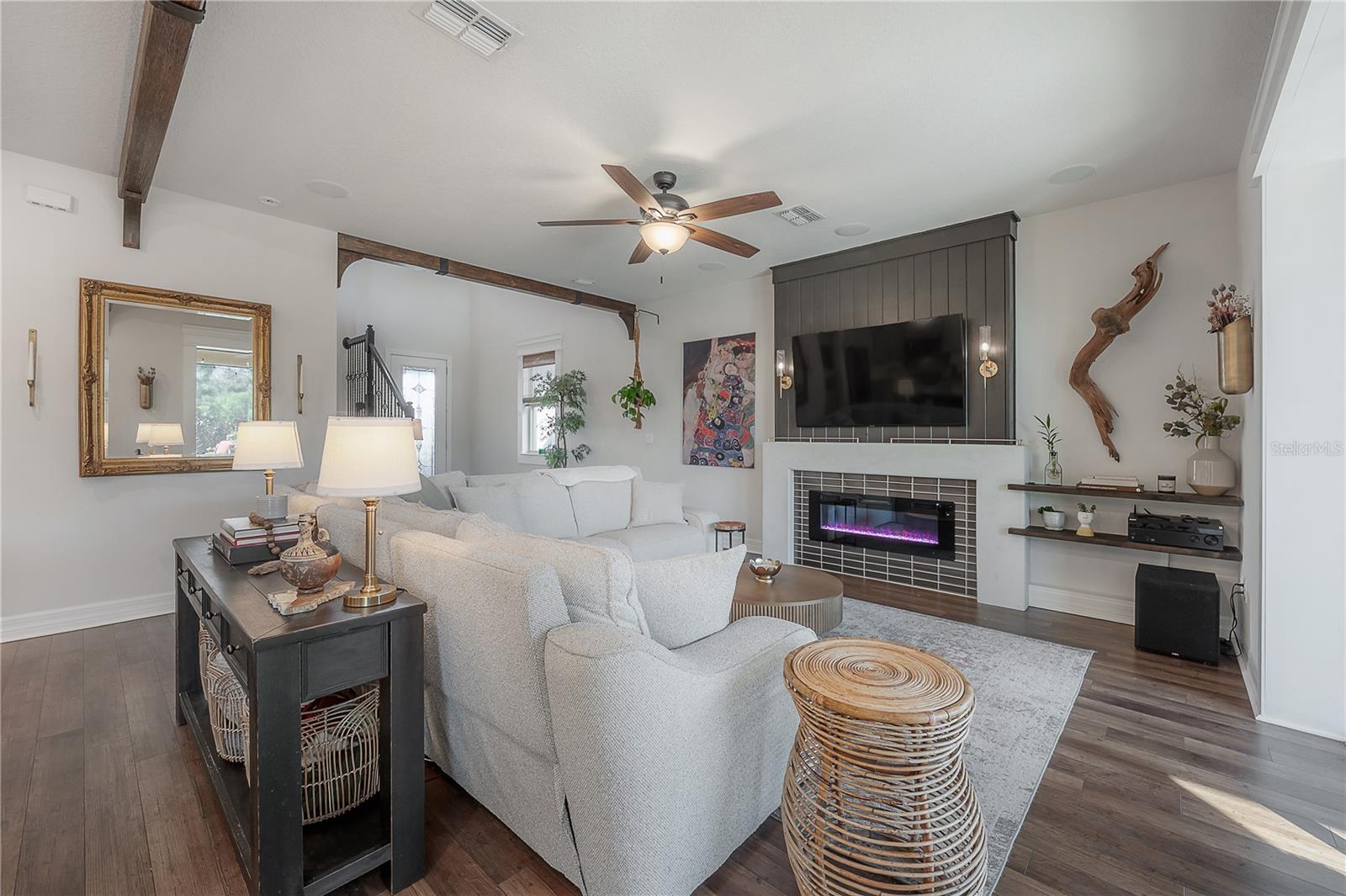 Image 10 of 87 For 18162 Frame Bend