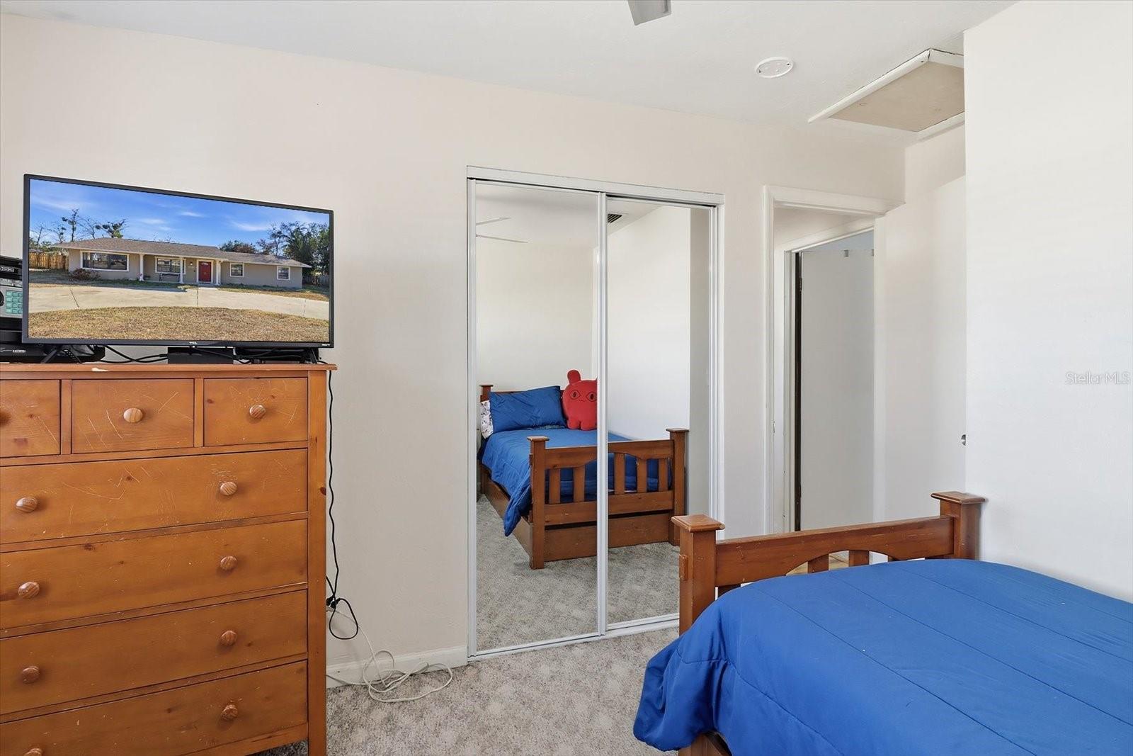 Image 24 of 45 For 6940 52nd Street