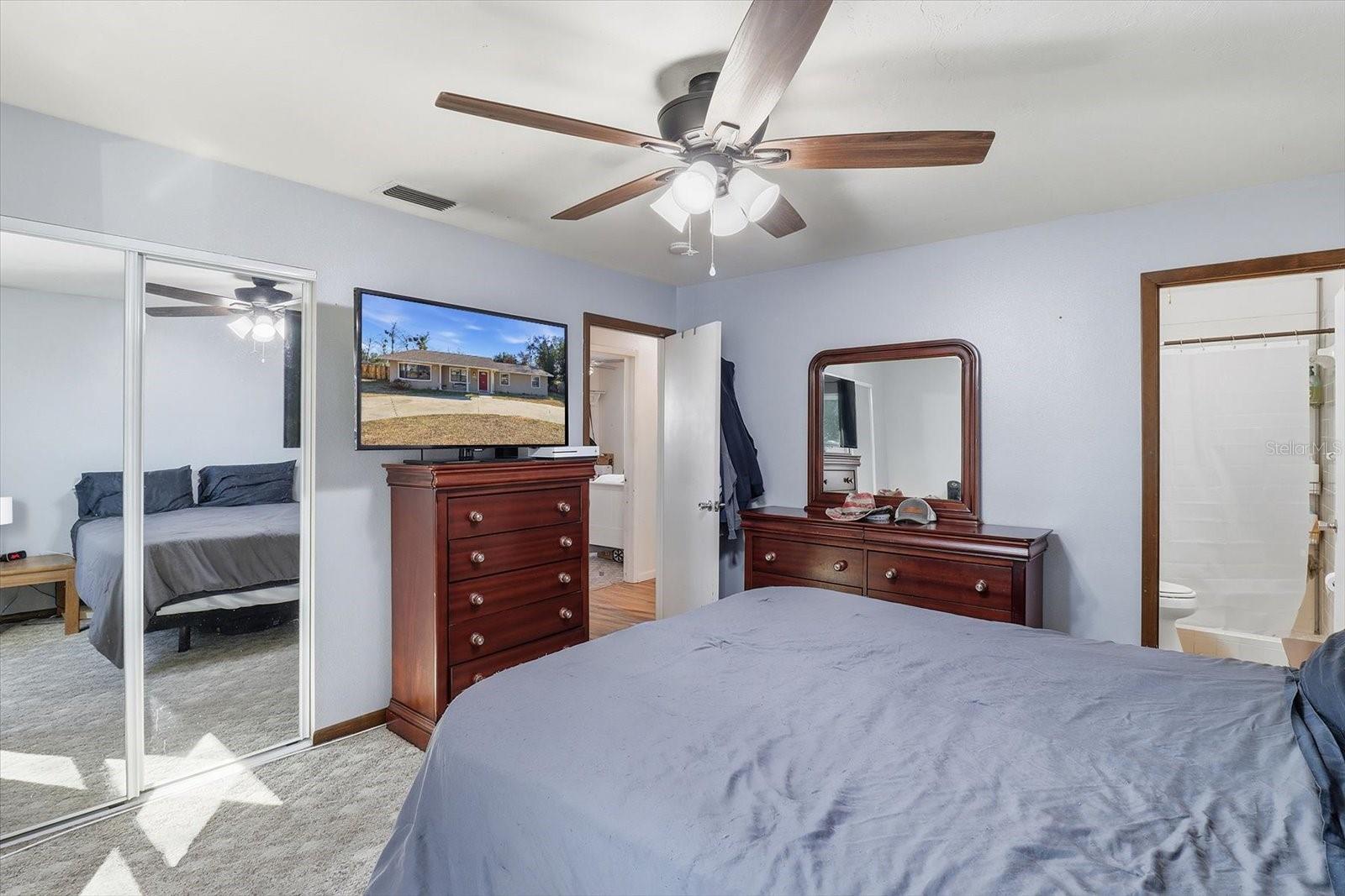 Image 27 of 45 For 6940 52nd Street