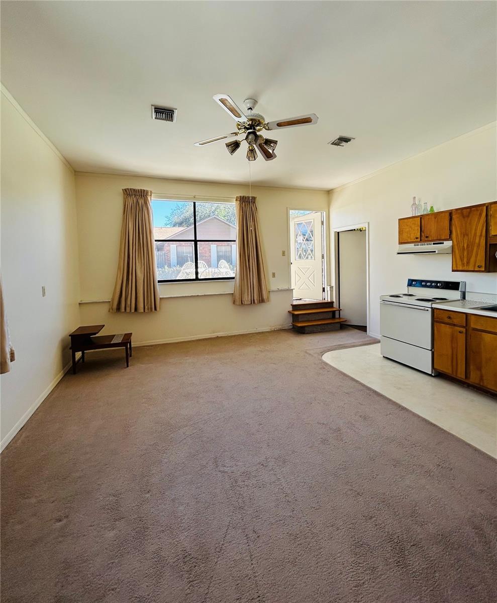 Image 13 of 33 For 9130 72nd Avenue