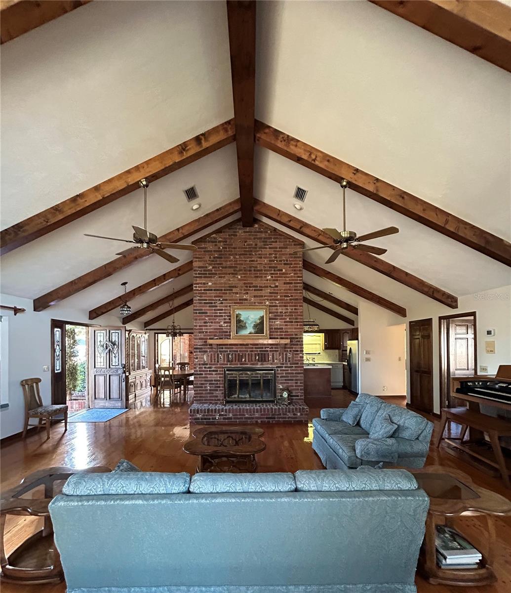 Image 4 of 33 For 9130 72nd Avenue