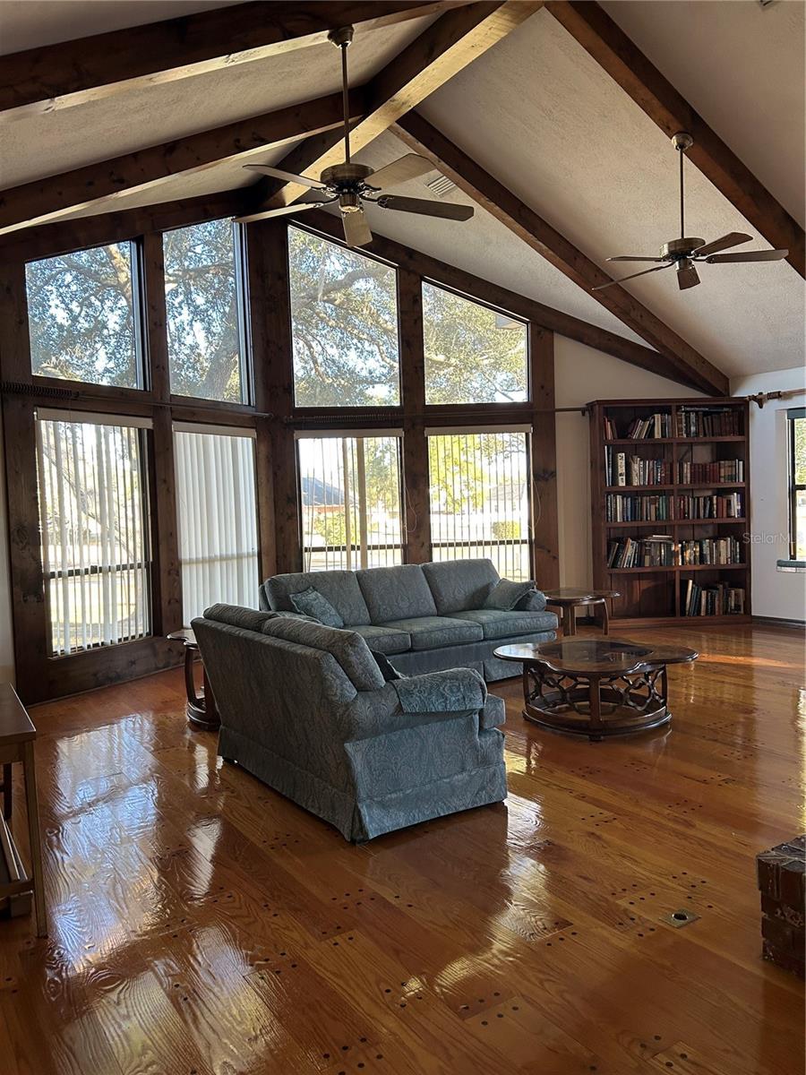 Image 6 of 33 For 9130 72nd Avenue