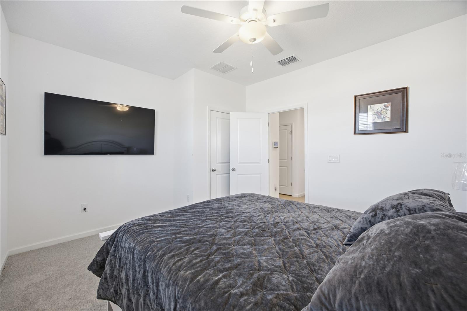 Image 10 of 49 For 7561 76th Terrace