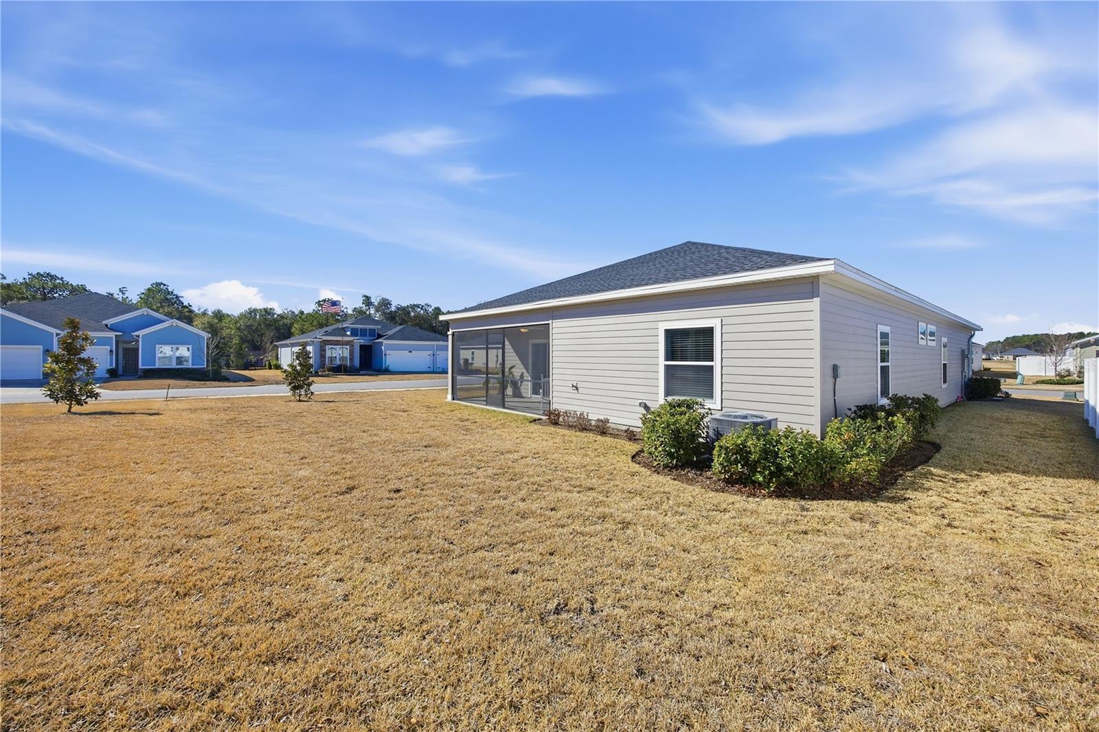 Image 40 of 49 For 7561 76th Terrace