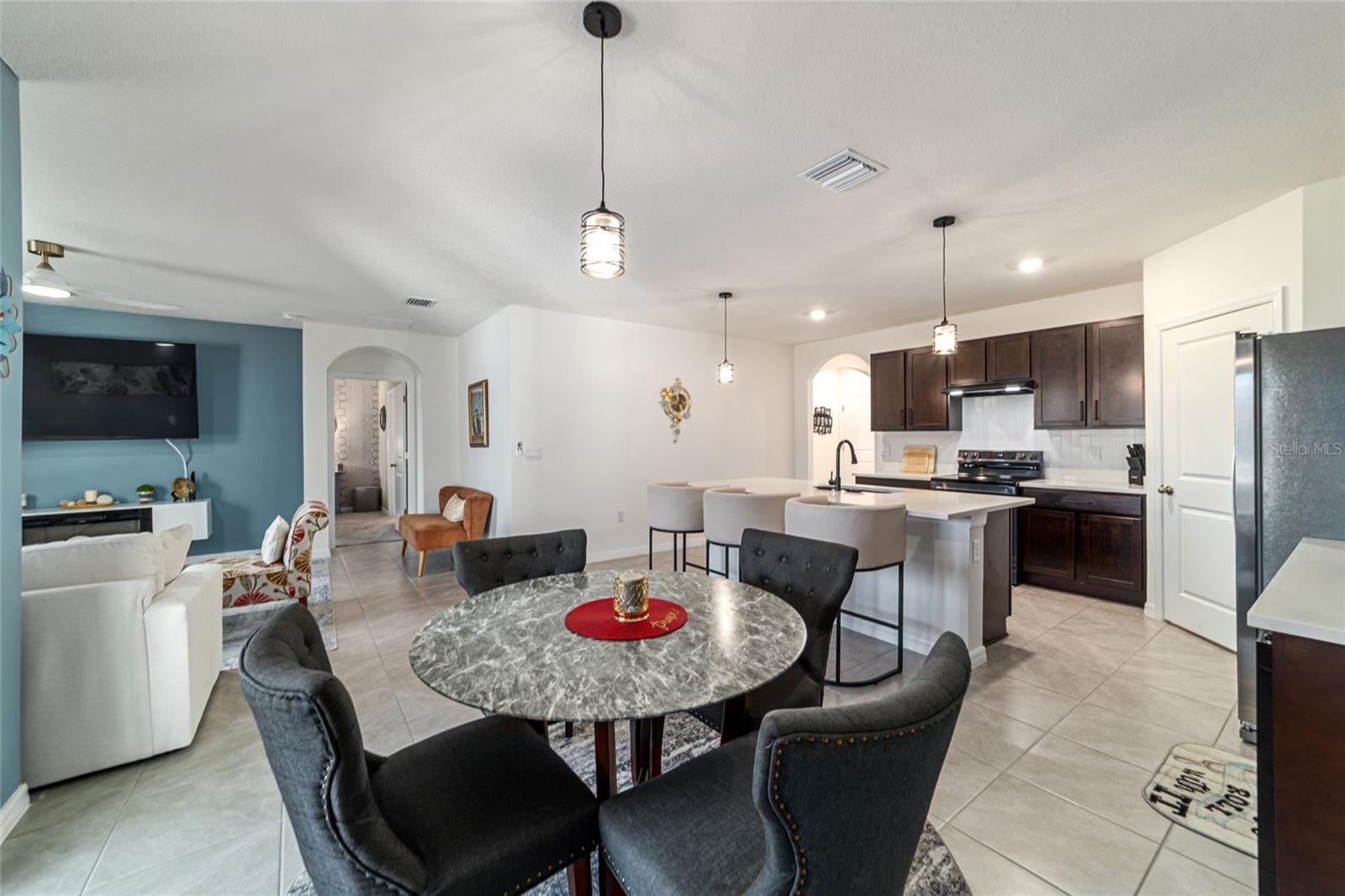 Image 11 of 40 For 13 Hickory Course Circle