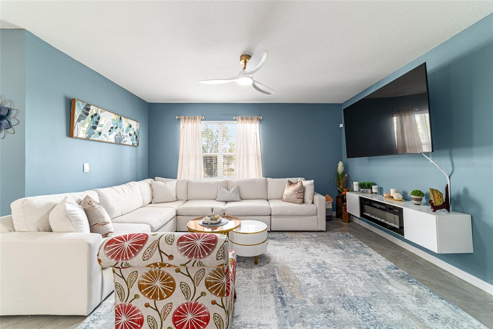 Image 13 of 40 For 13 Hickory Course Circle