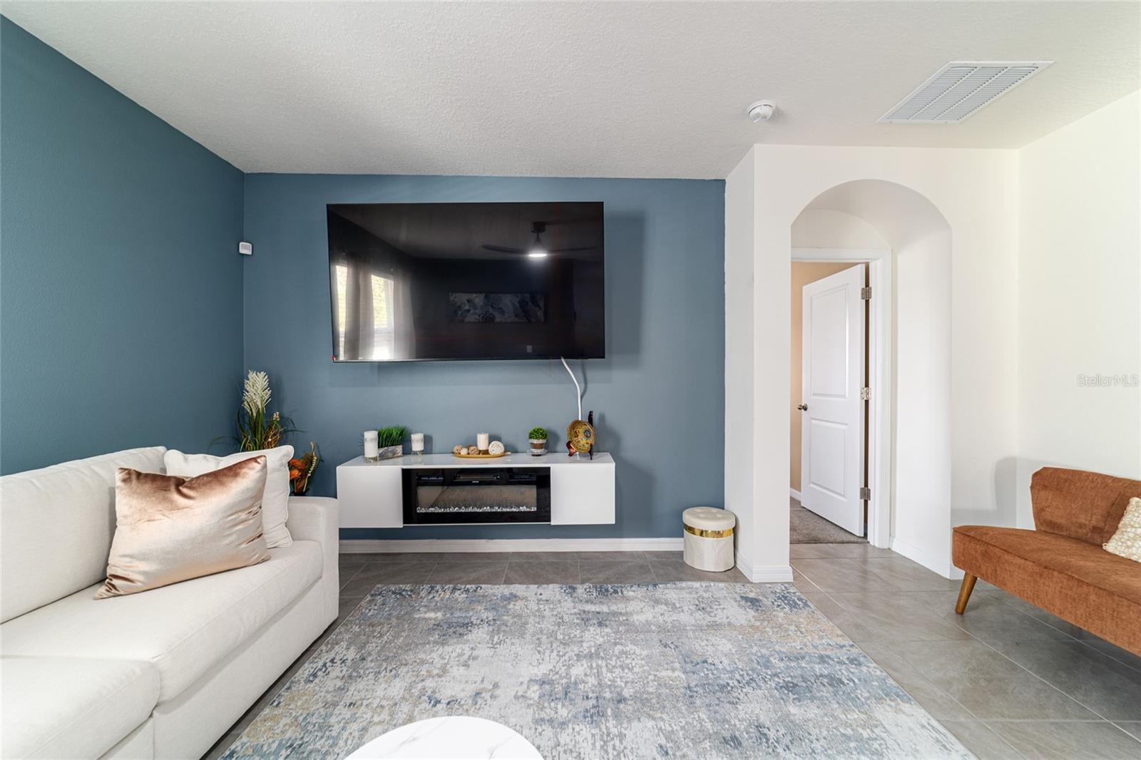 Image 15 of 40 For 13 Hickory Course Circle