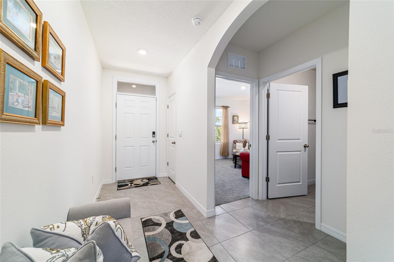 Image 4 of 40 For 13 Hickory Course Circle