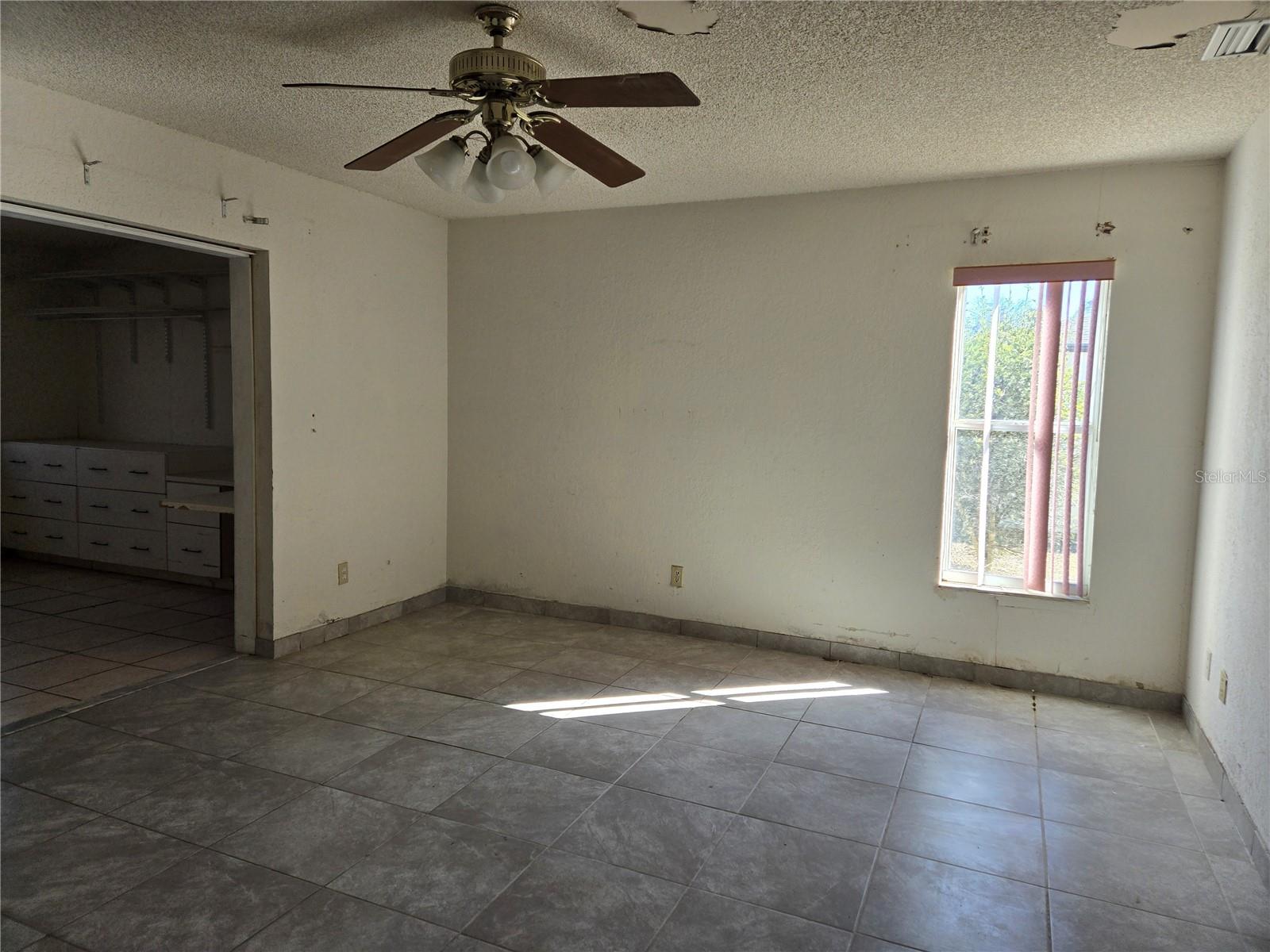 Image 17 of 31 For 2288 Evenglow Avenue