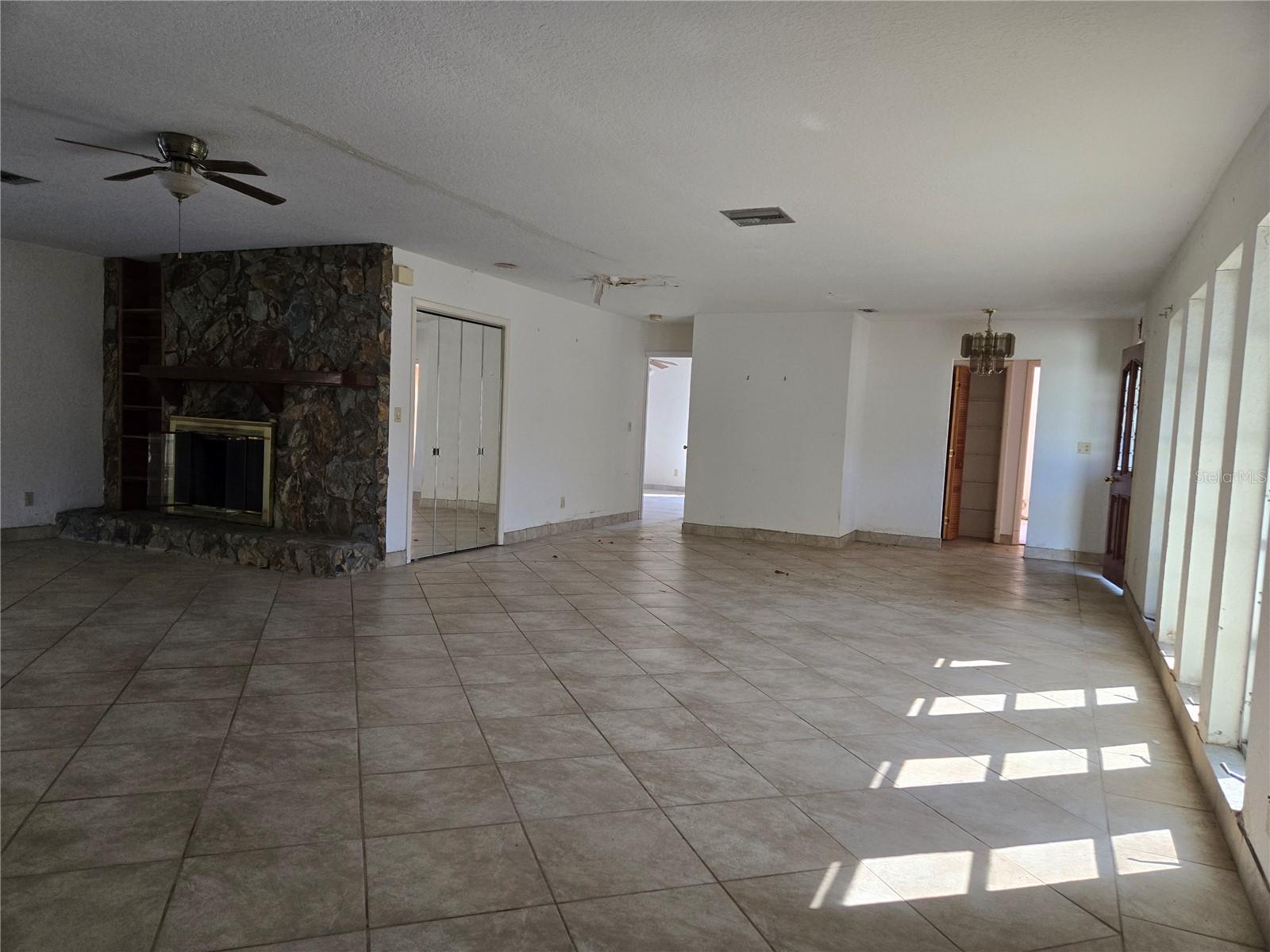 Image 6 of 31 For 2288 Evenglow Avenue