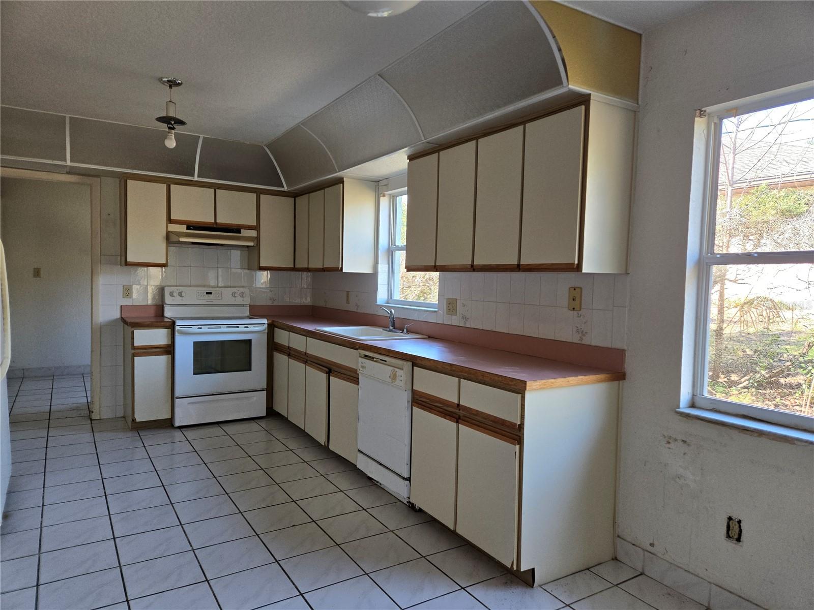 Image 9 of 31 For 2288 Evenglow Avenue