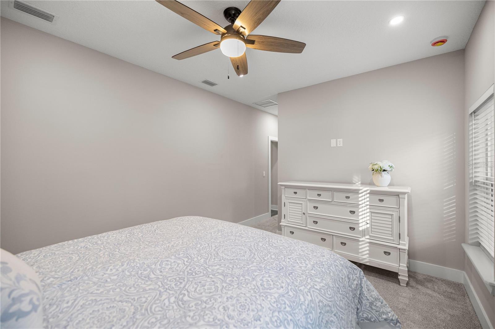 Image 17 of 33 For 5497 Laredo Street