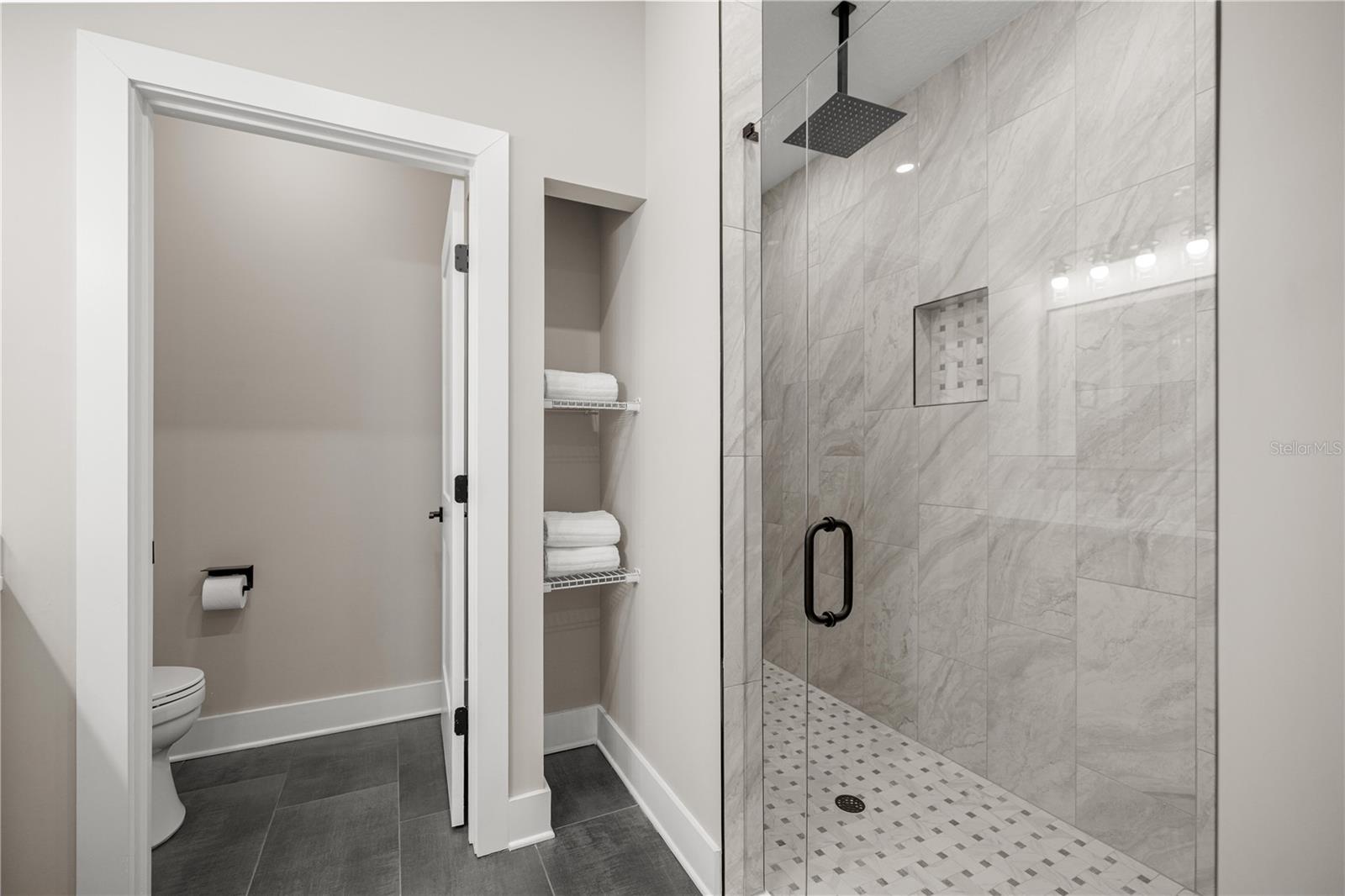 Image 20 of 33 For 5497 Laredo Street