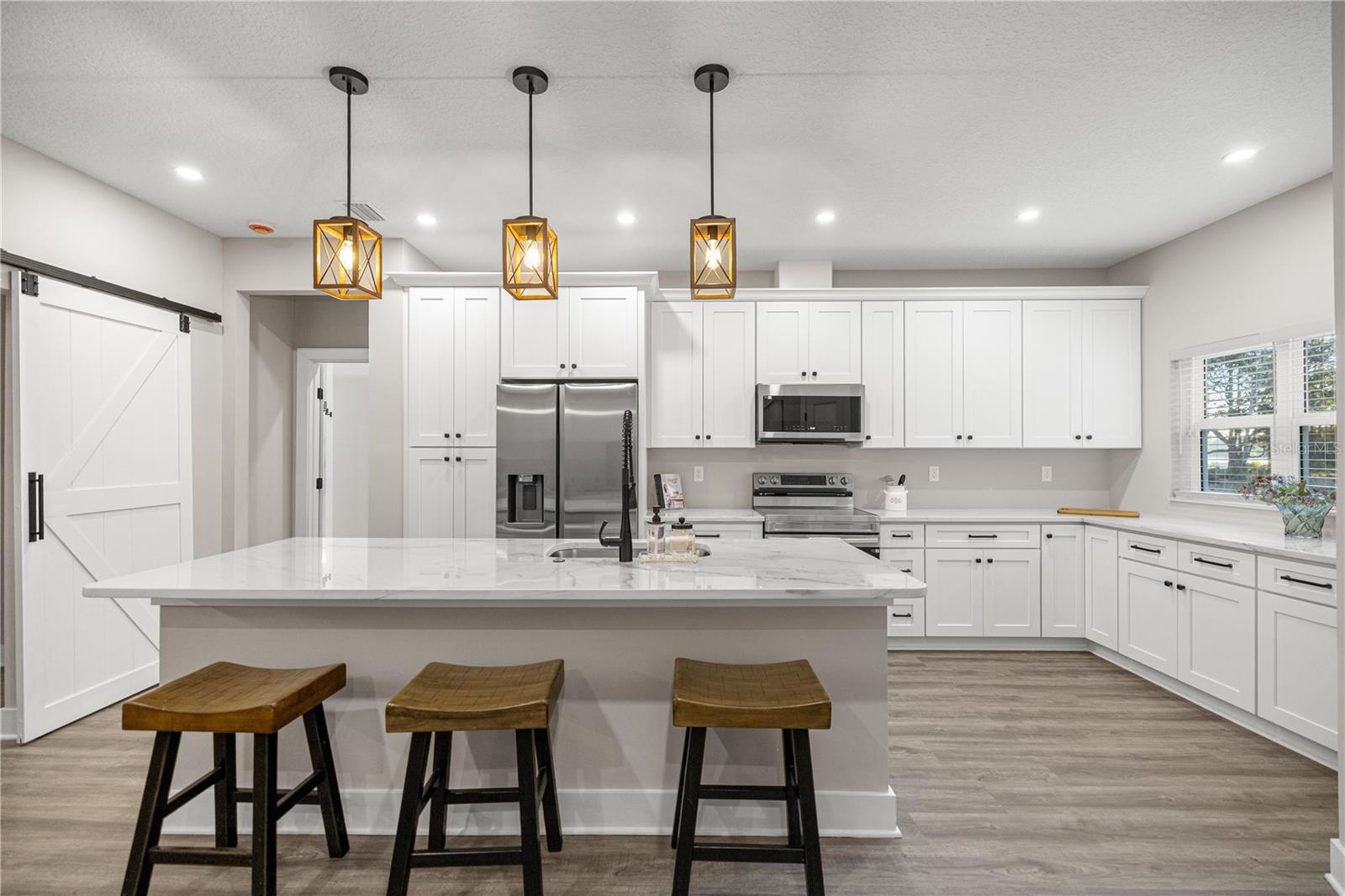 Image 9 of 33 For 5497 Laredo Street