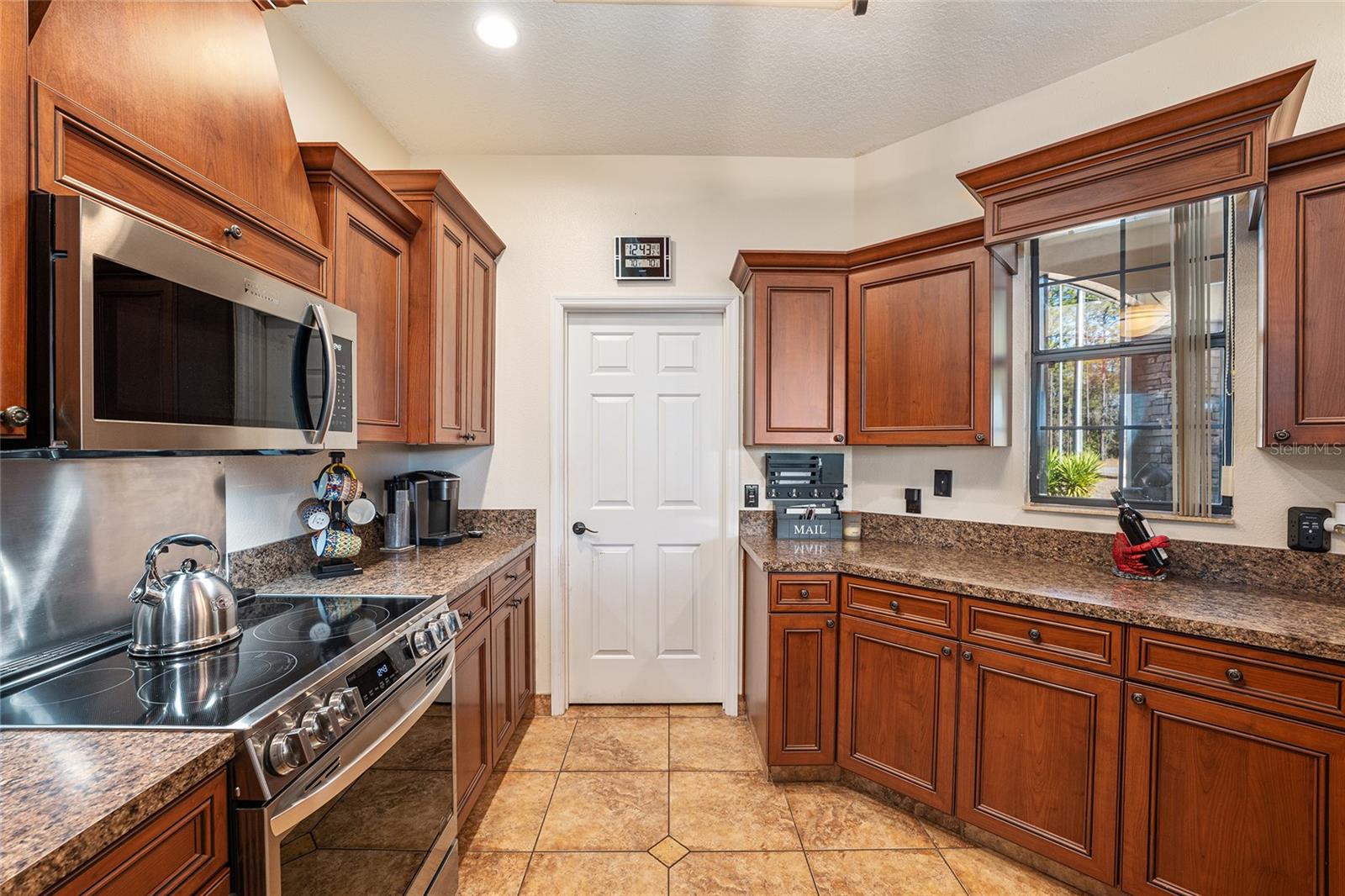 Image 37 of 71 For 1198 Citrus Springs Boulevard